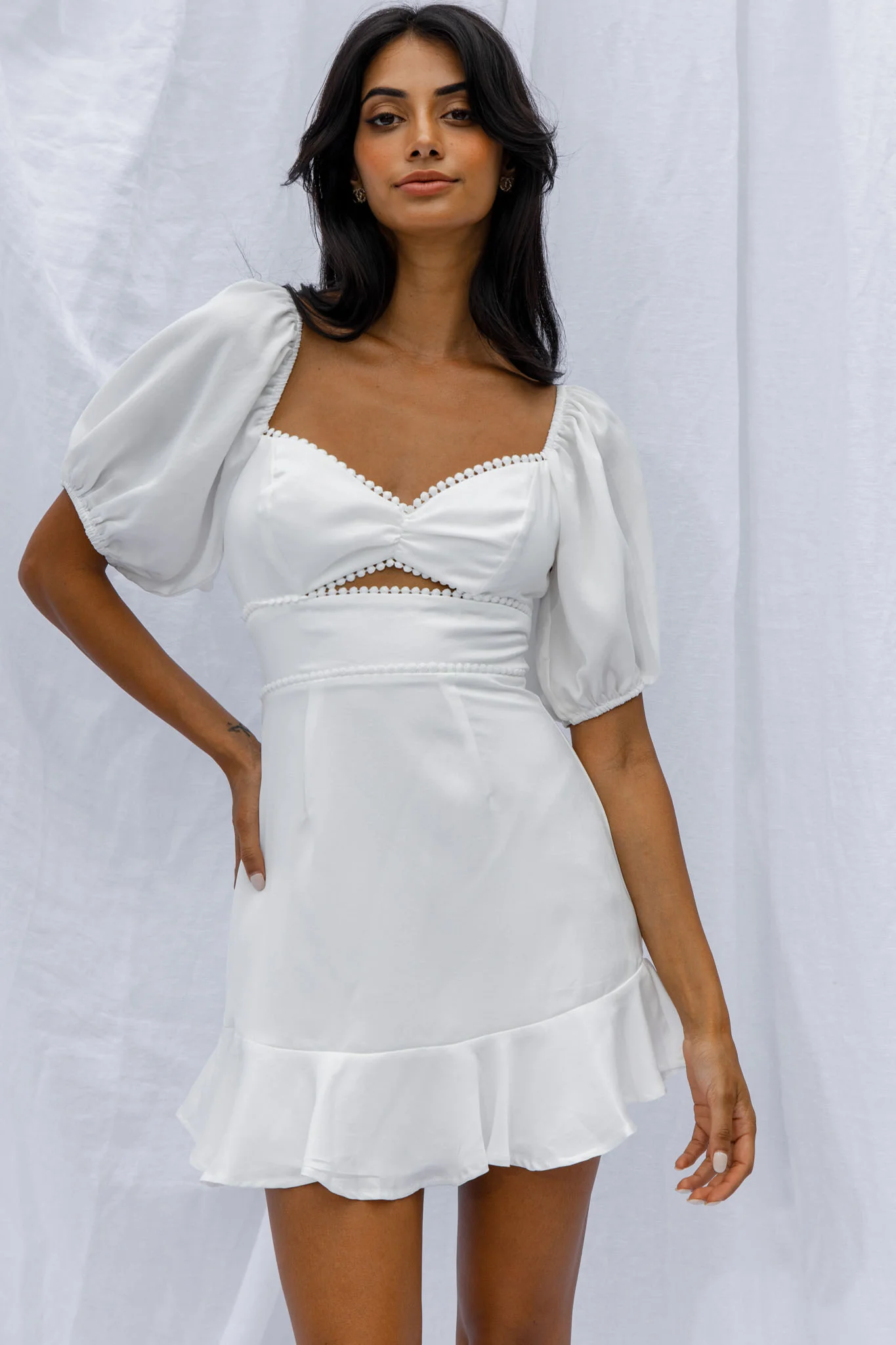 Catch Feelings Sweetheart Neckline Puff Sleeve Dot Trim Dress White