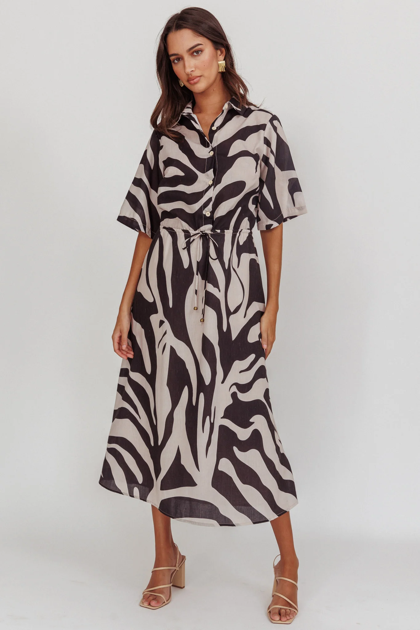 Tiki Boxy Sleeve Print A-line Midi Dress Beige