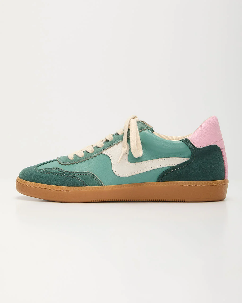 Right Catch Sneakers
