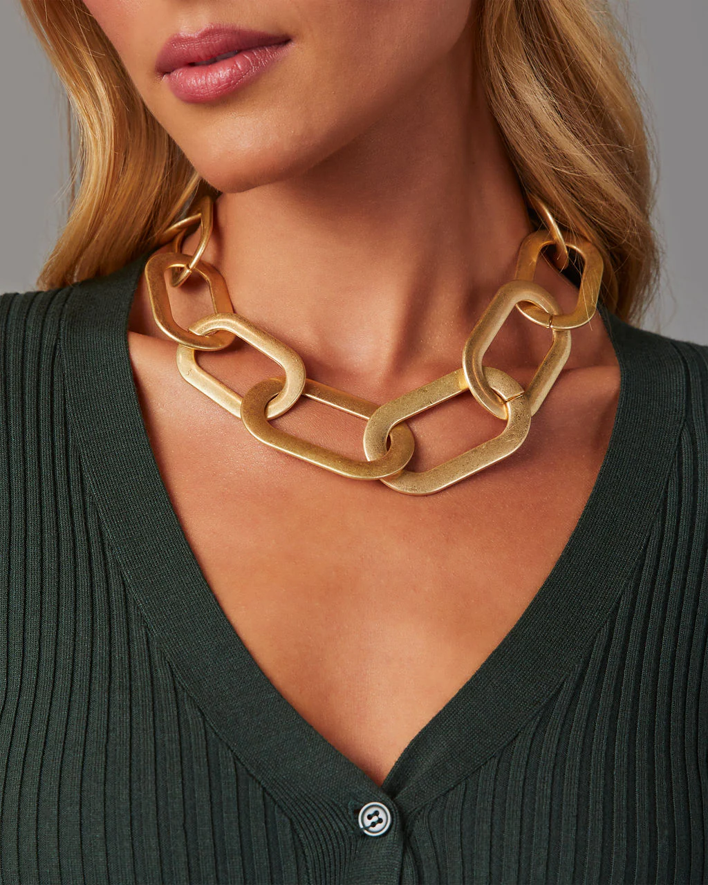 Sophina Oversized Chain Link Necklace
