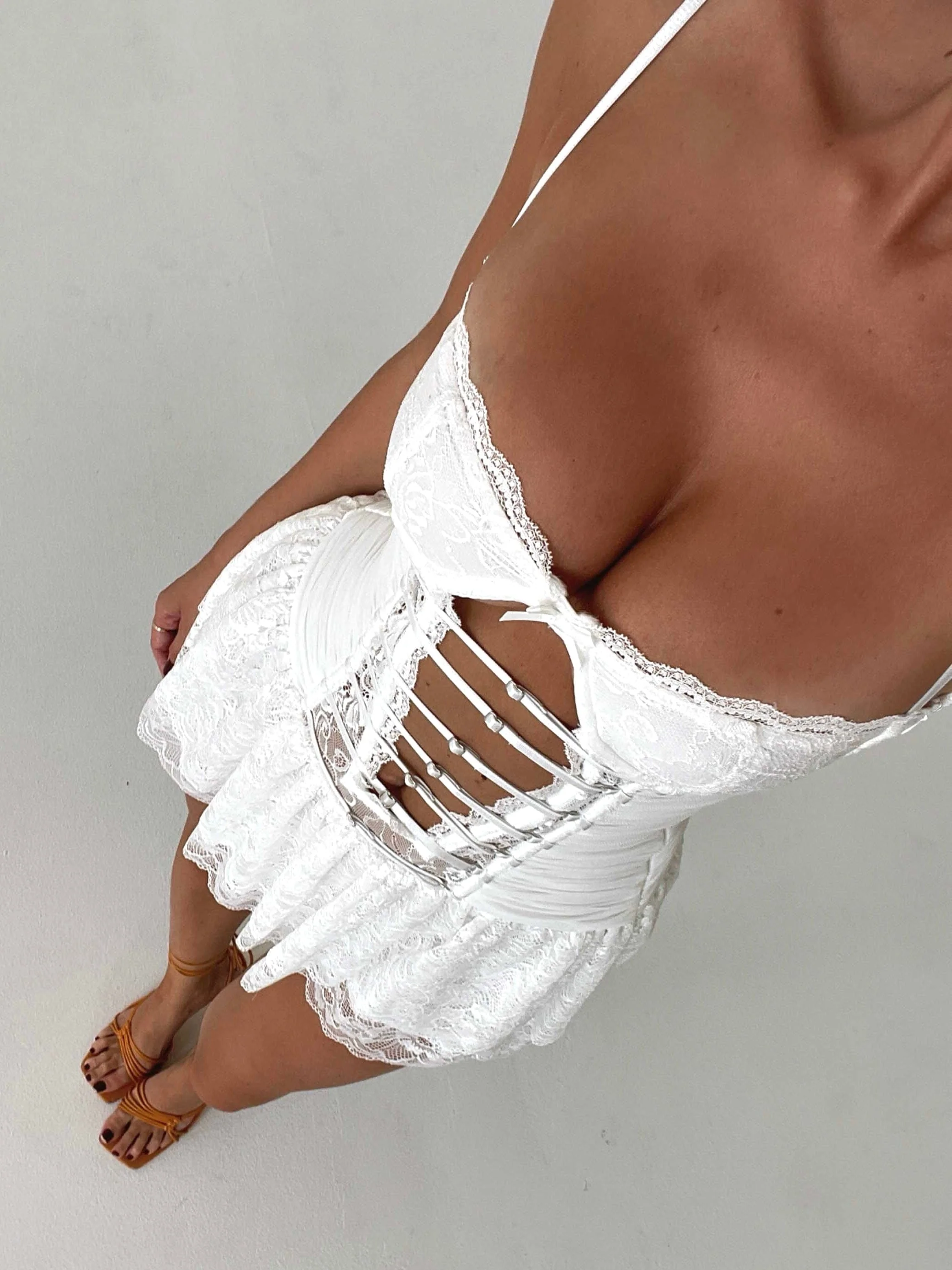 REQUIM MINI DRESS WHITE