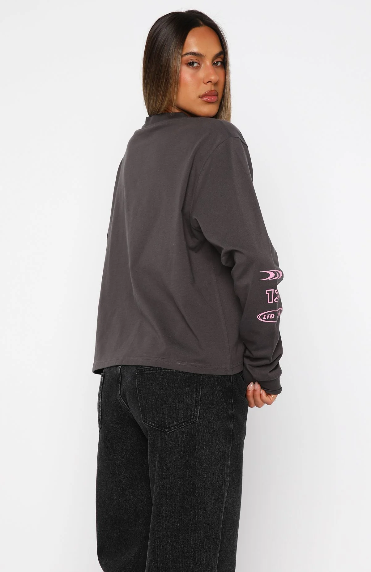 All Around Me Long Sleeve Tee Charcoal