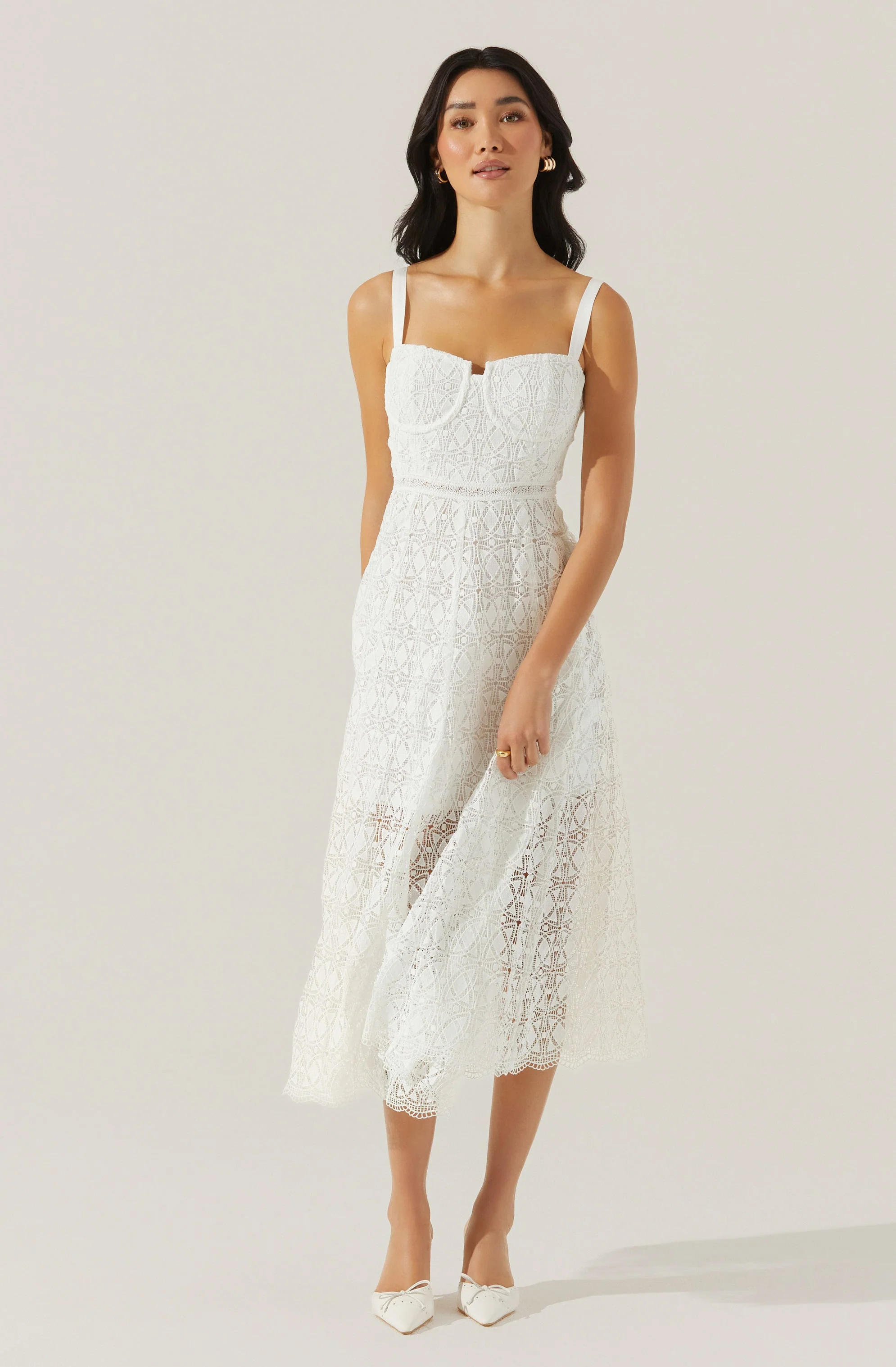 vt::Dresses::Design Details::Lace Details