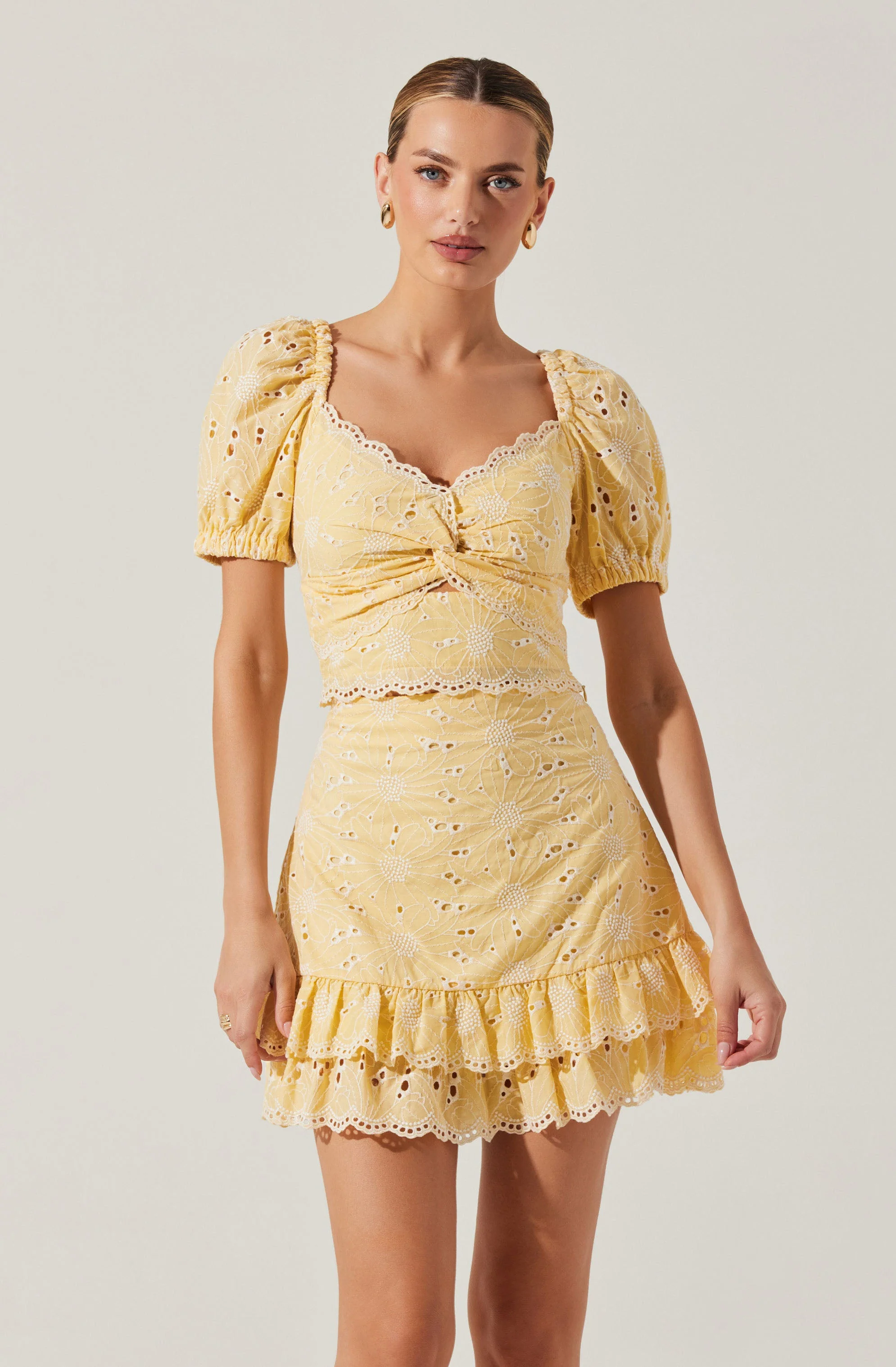 Evelin Eyelet Twist Front Top