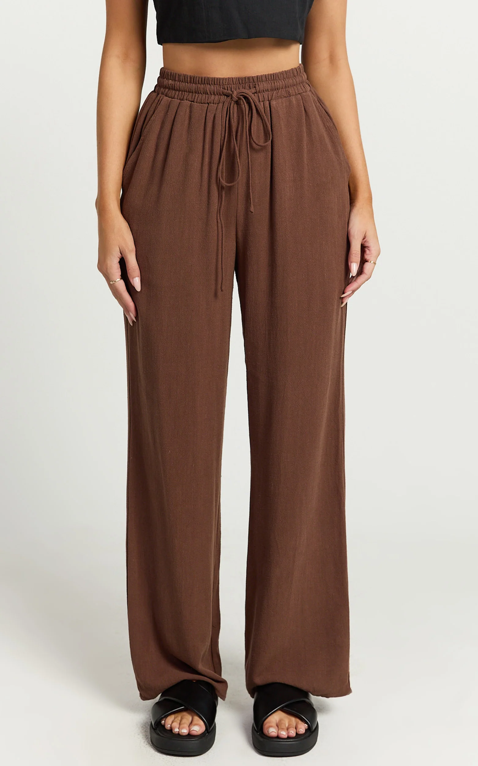 Kala Pants - Mid Waisted Relaxed Elastic Waist Pants in Chocolate