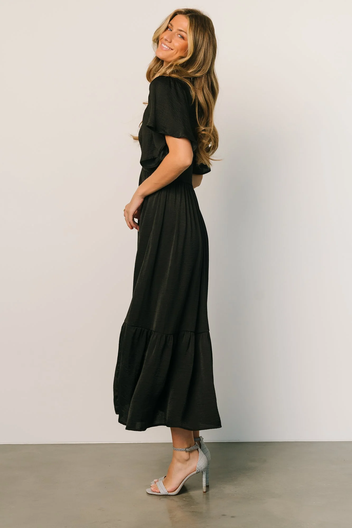 Lovell Smocked Midi Dress | Black