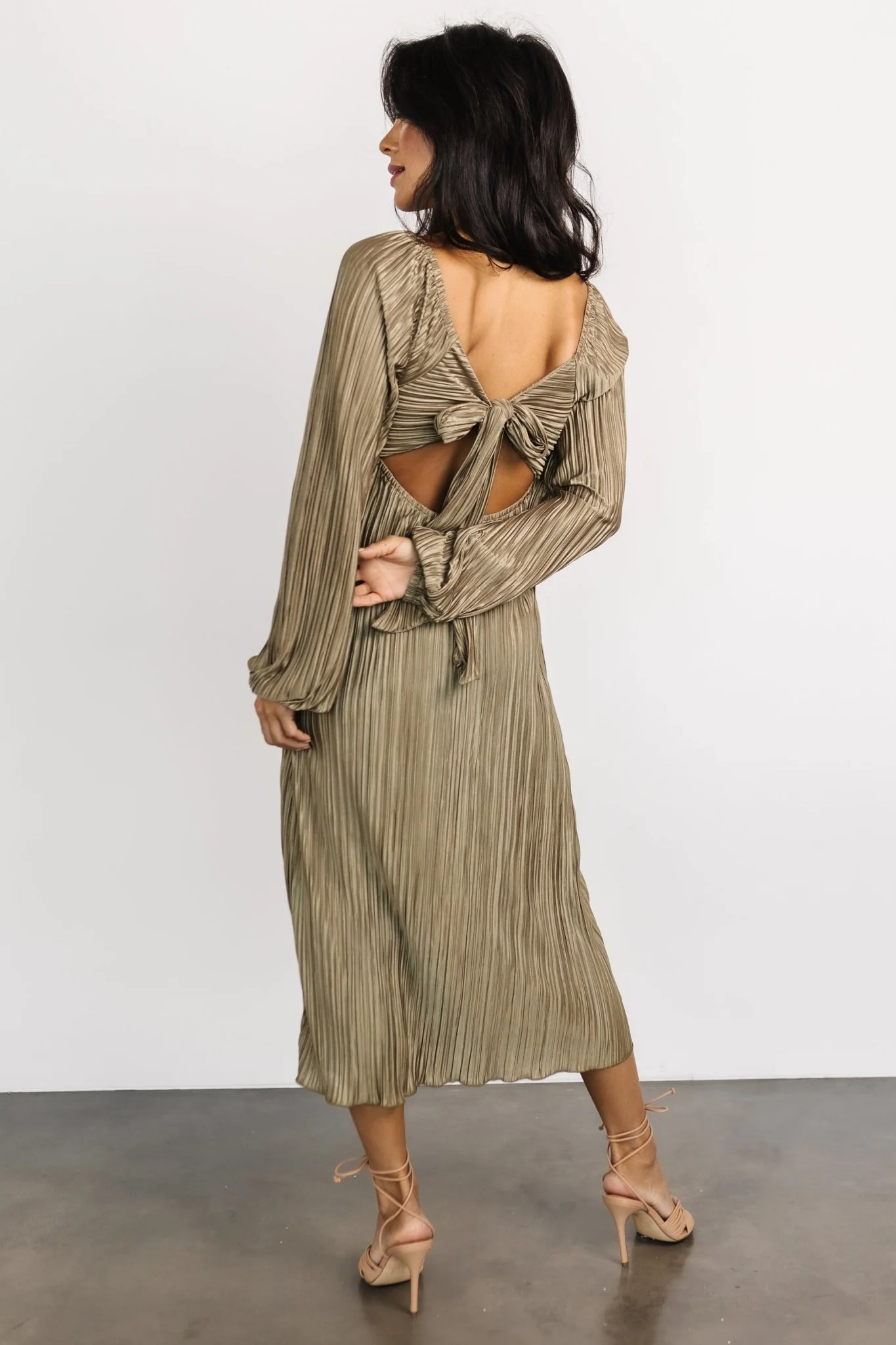 Amani Pleated Midi Dress | Olive