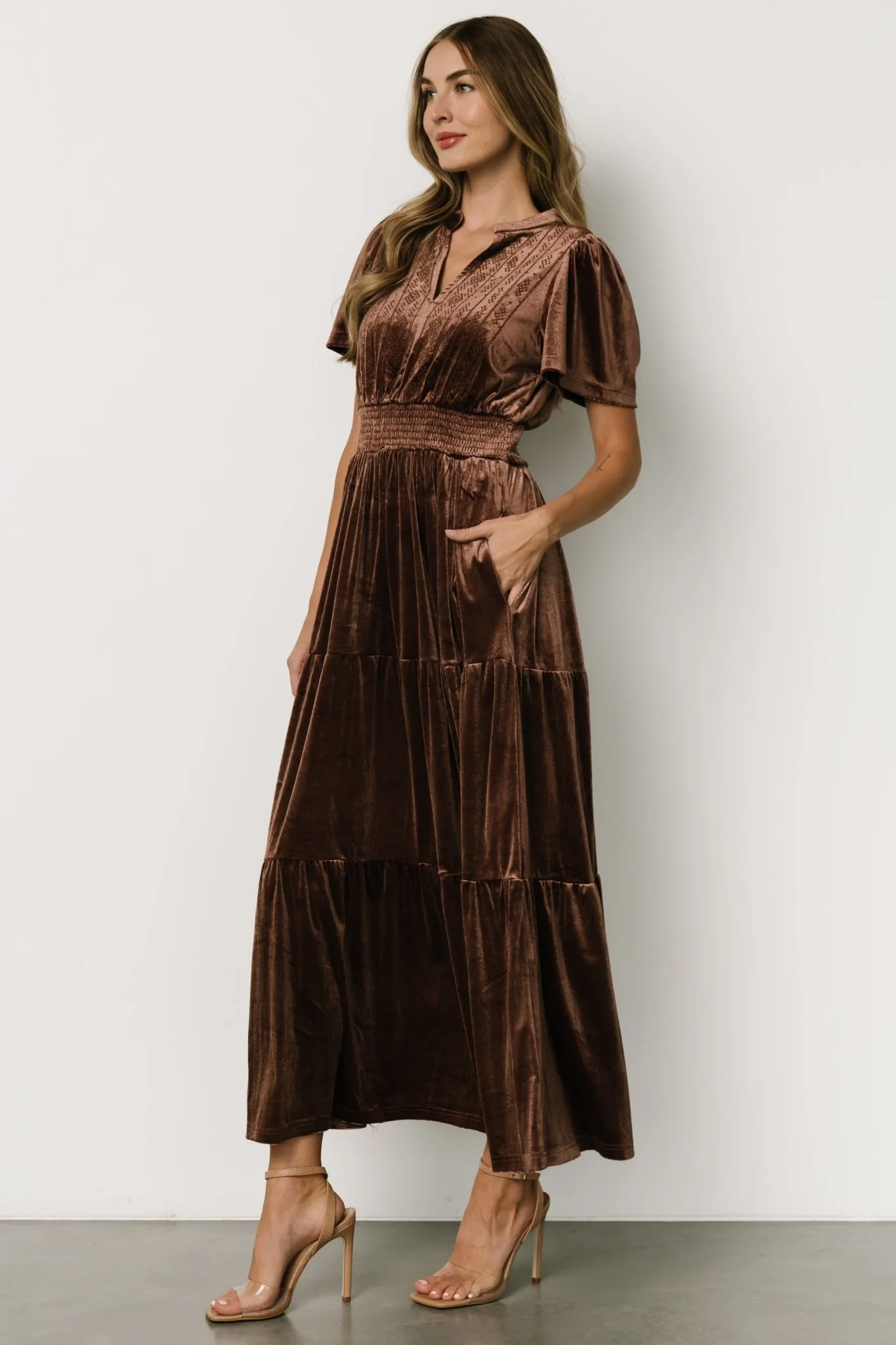 Maida Embroidered Velvet Dress | Chocolate