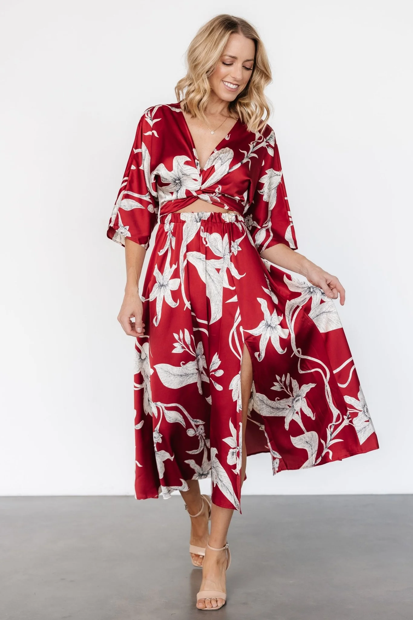 Avryll Front Tie Dress | Crimson