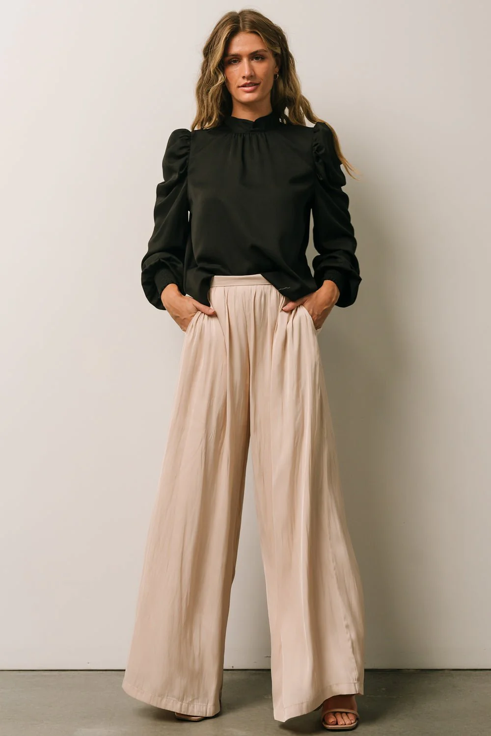 Jayla Palazzo Satin Pant | Champagne