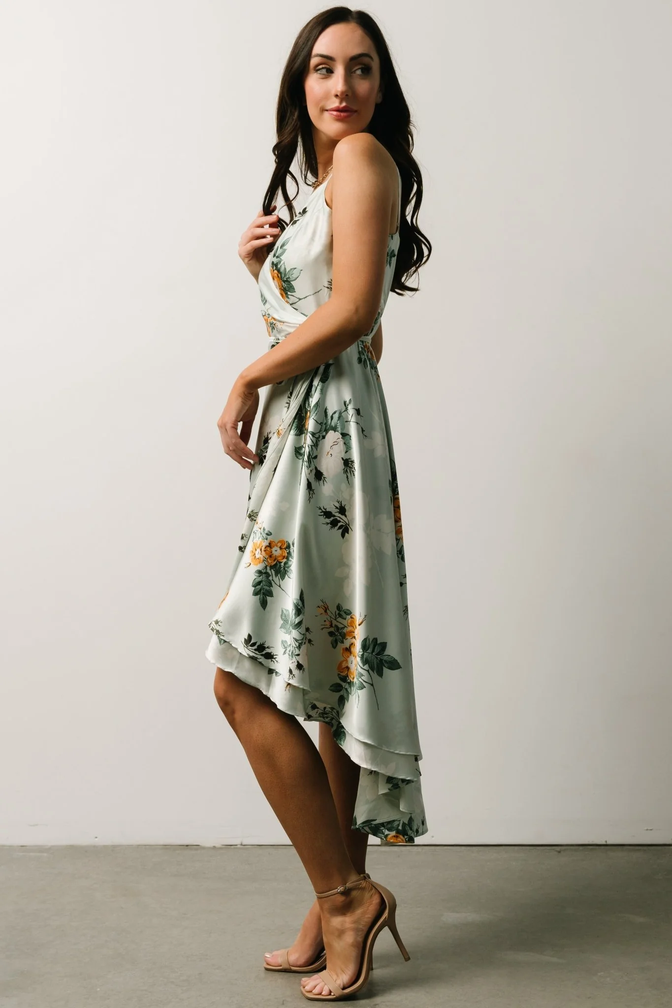 Steffi Tulip Wrap Dress | Light Sage Floral