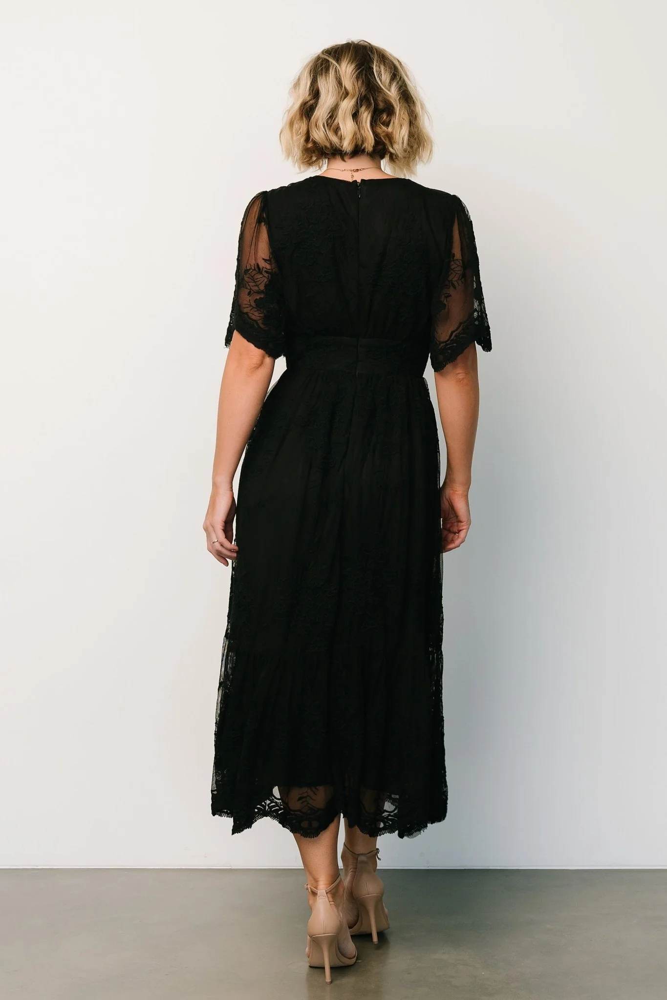 Clarisa Lace Midi Dress | Black
