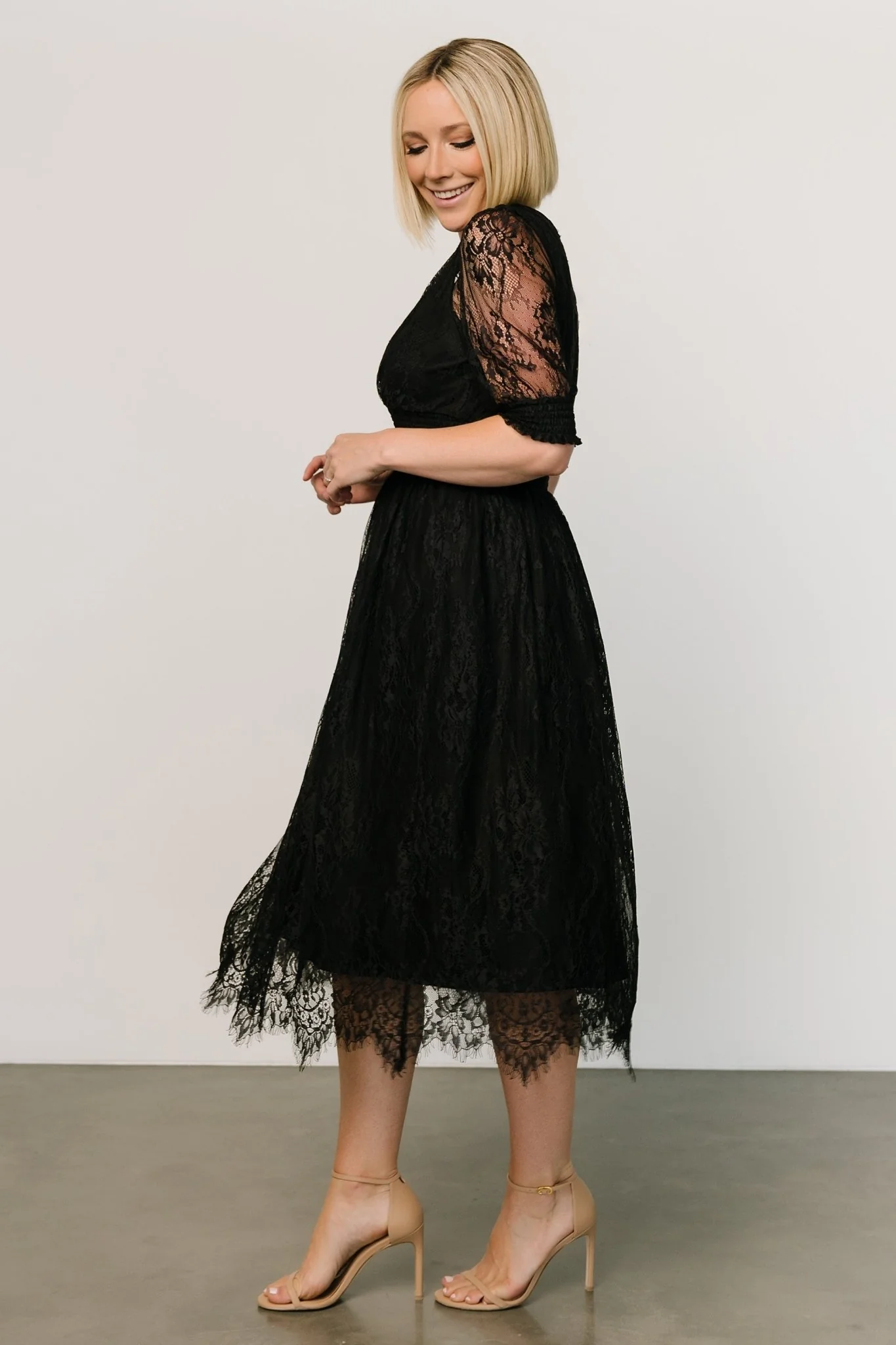 Elaina Lace Midi Dress | Black