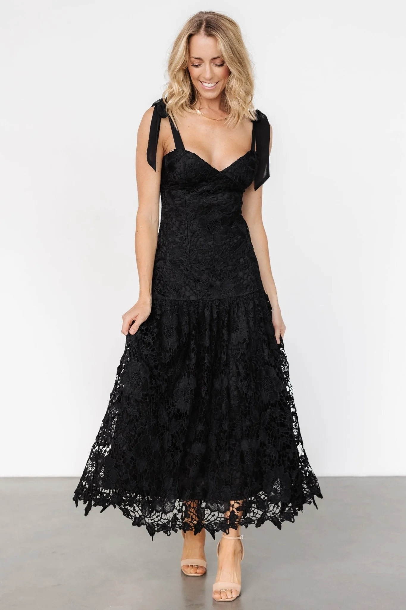 Monte Carlo Lace Midi Dress | Black