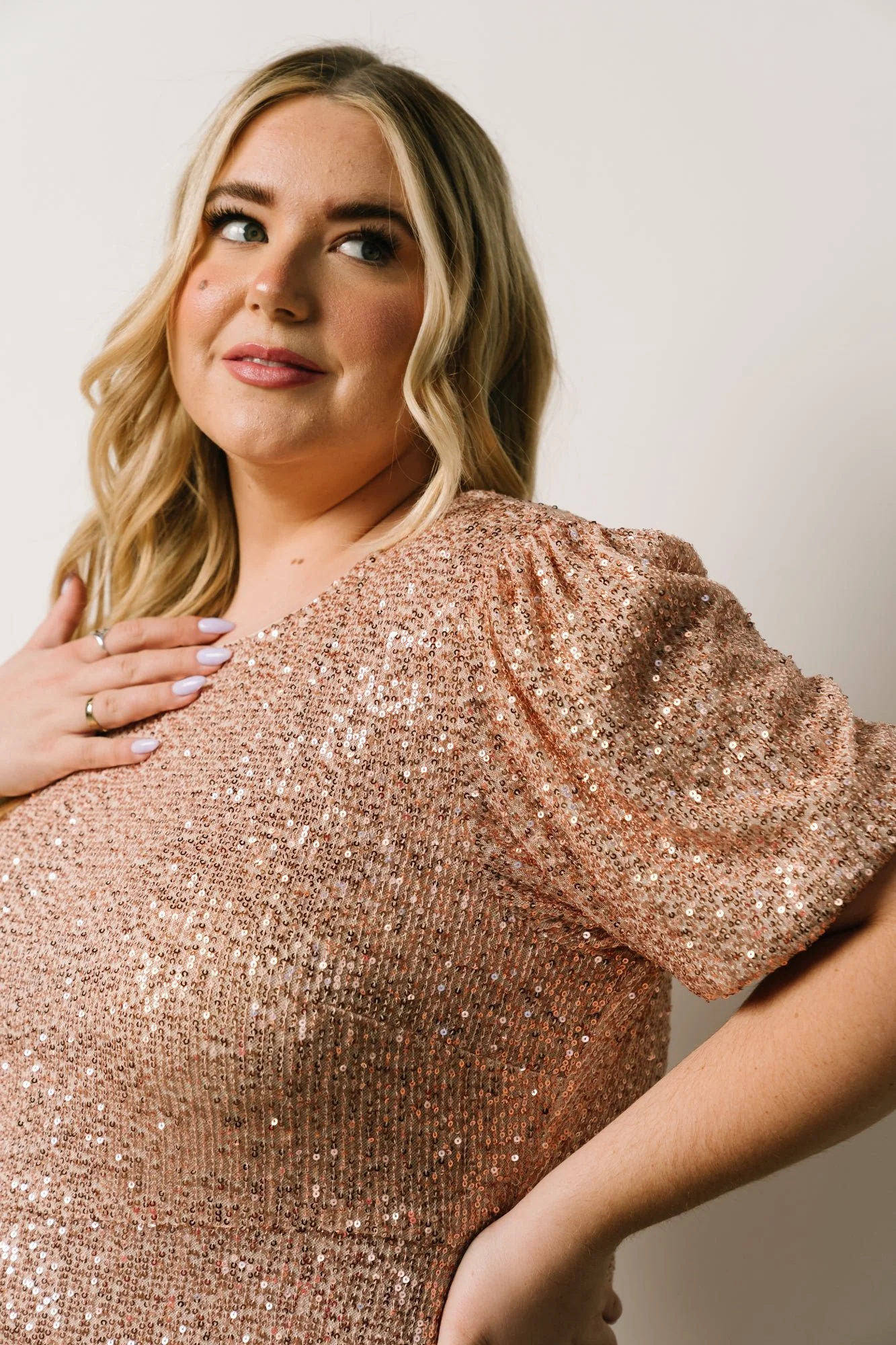 Socorro Sequin Midi Dress | Champagne