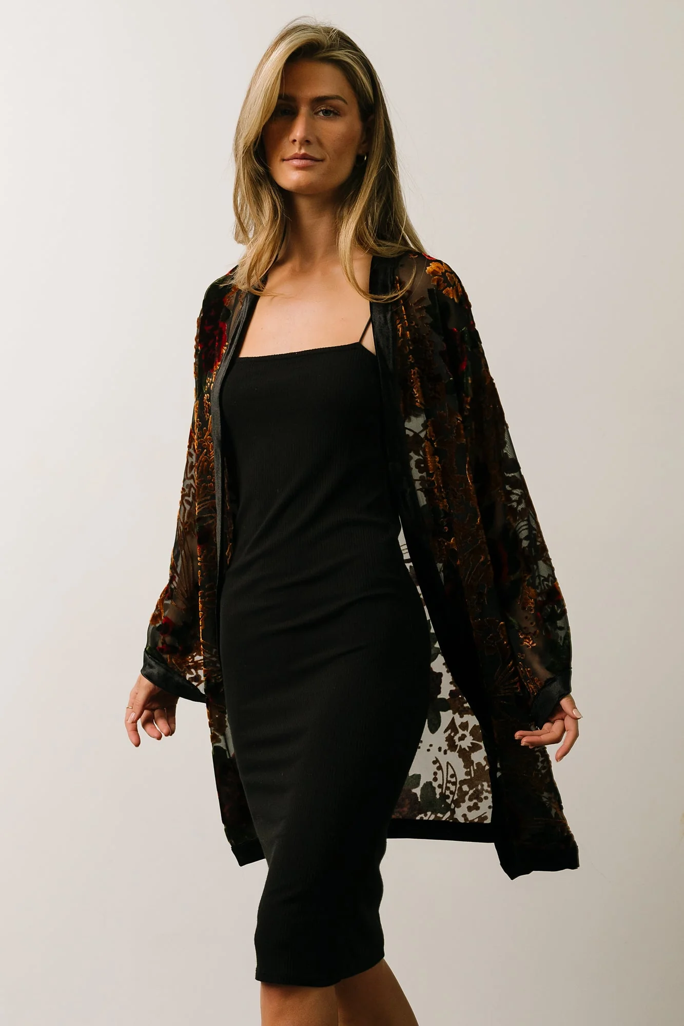 Amal Velvet Kimono | Black Multi