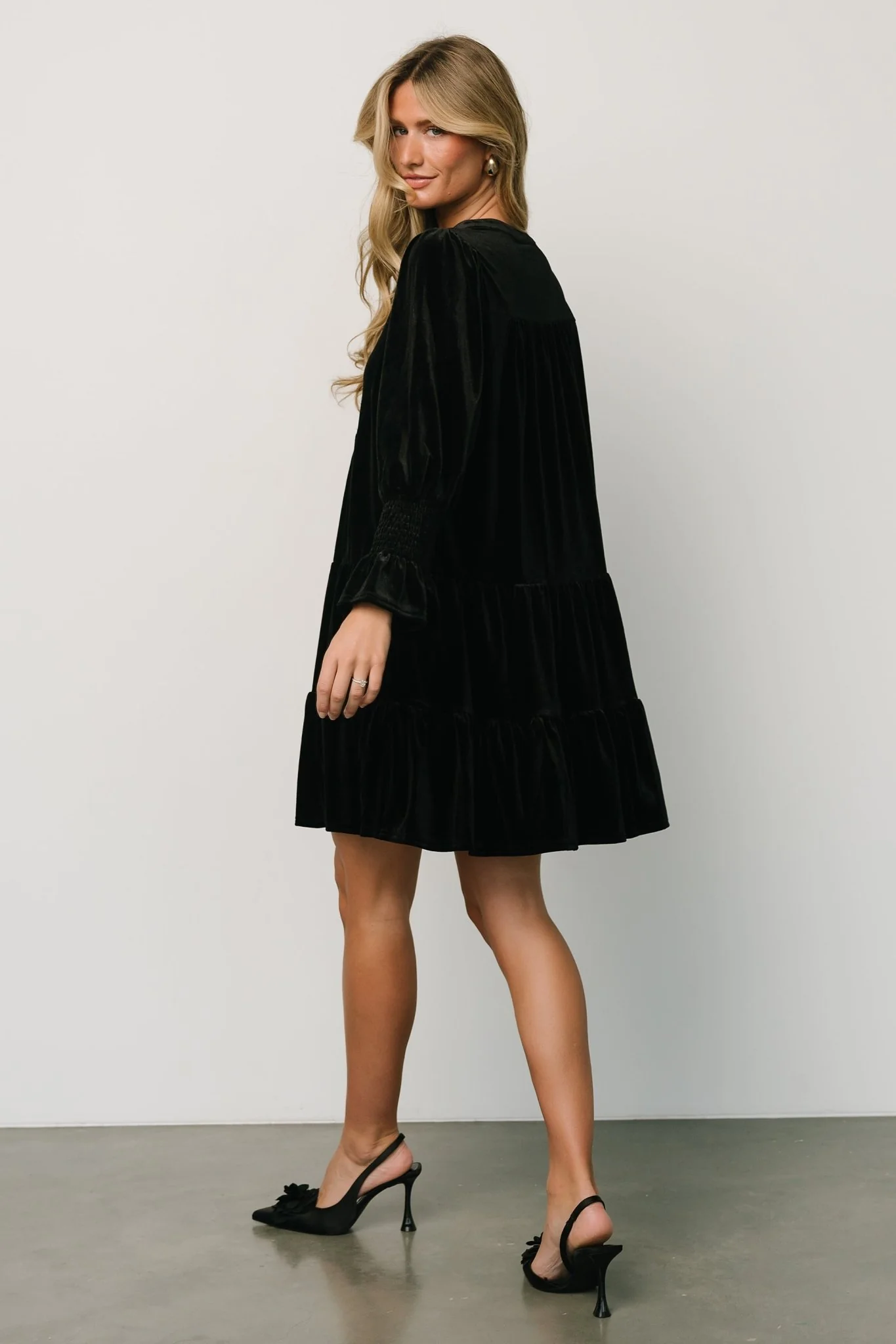 Tolman Velvet Short Dress | Black