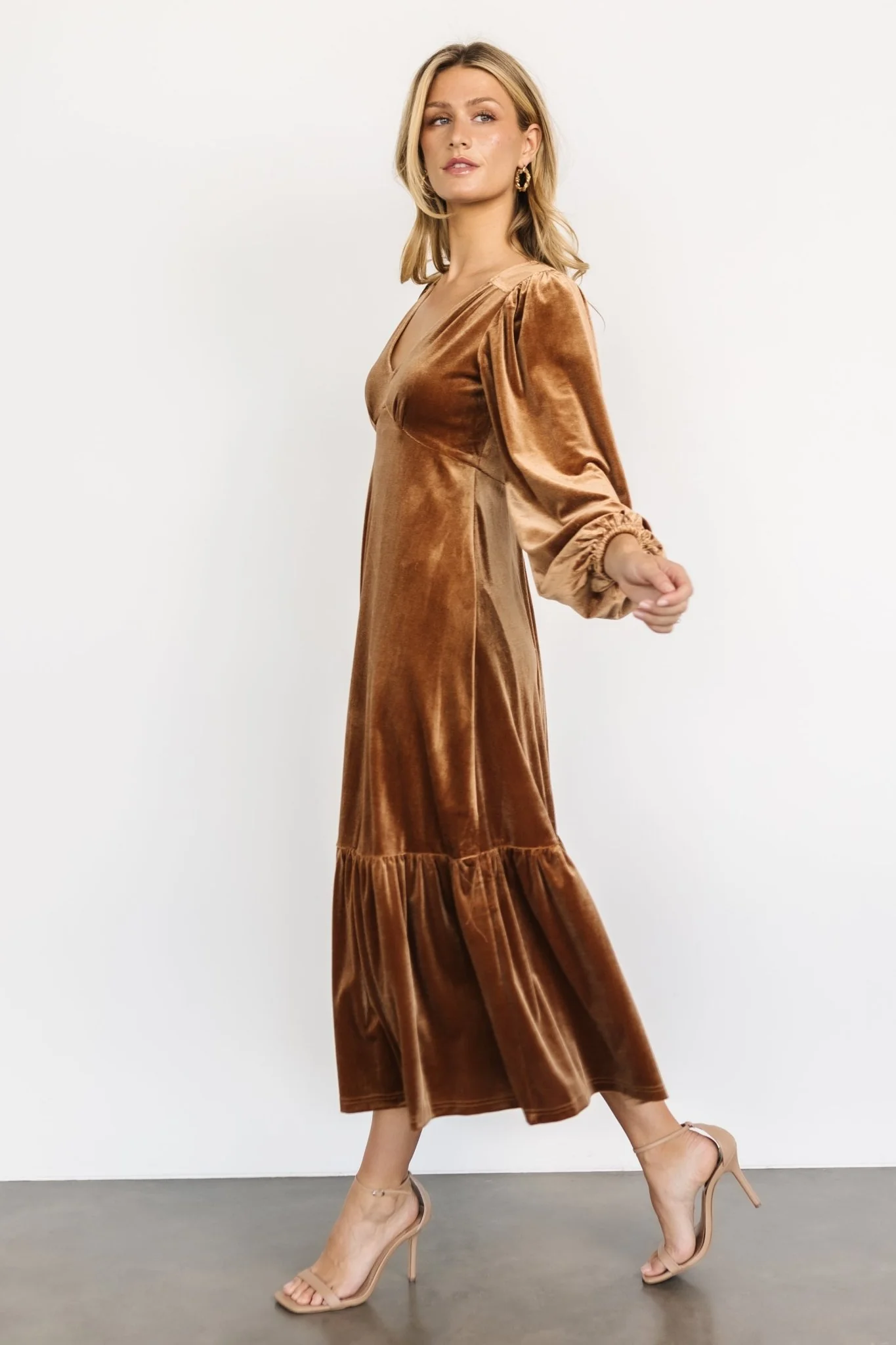 Erika Velvet Maxi Dress | Caramel