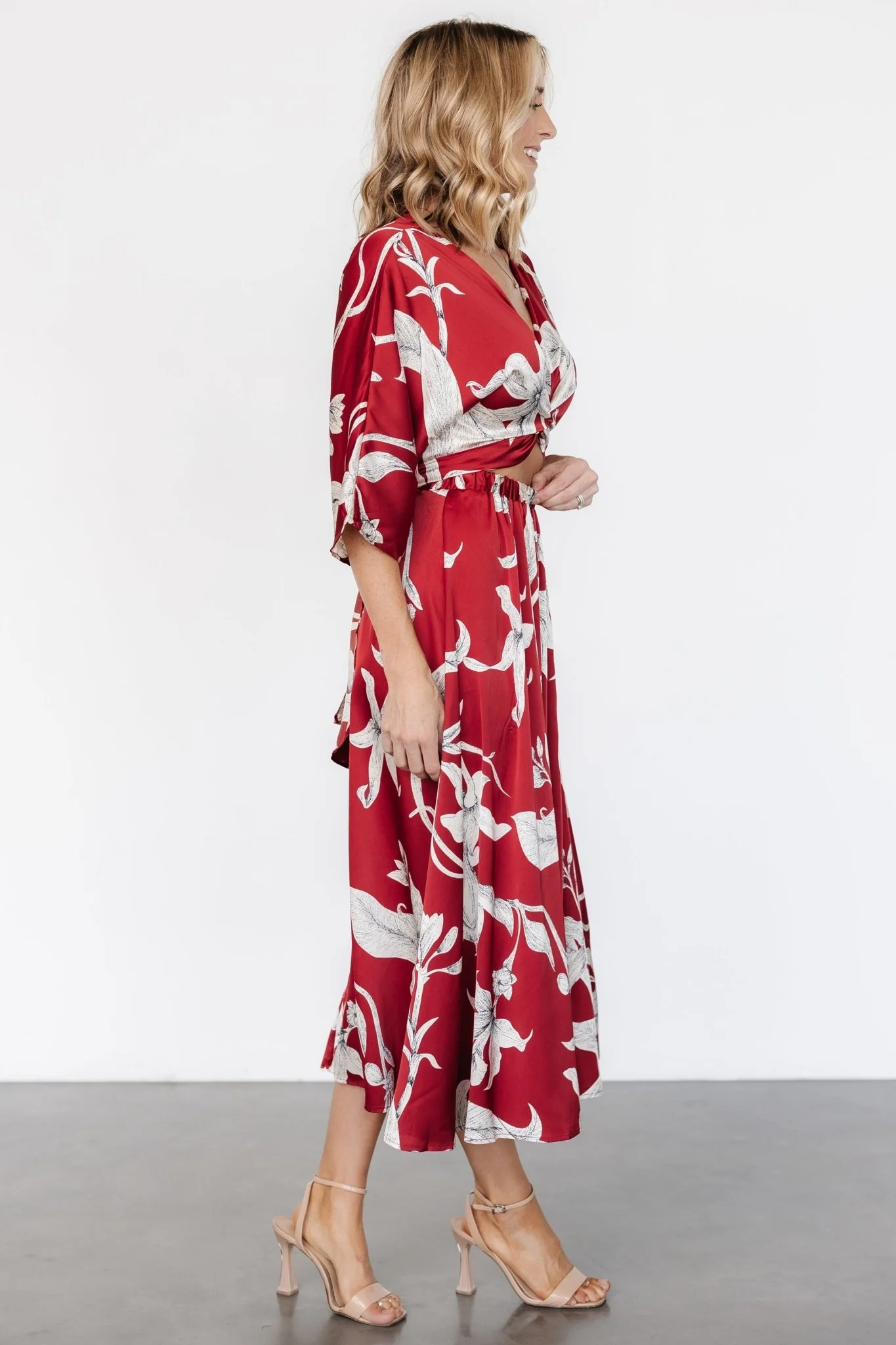 Avryll Front Tie Dress | Crimson