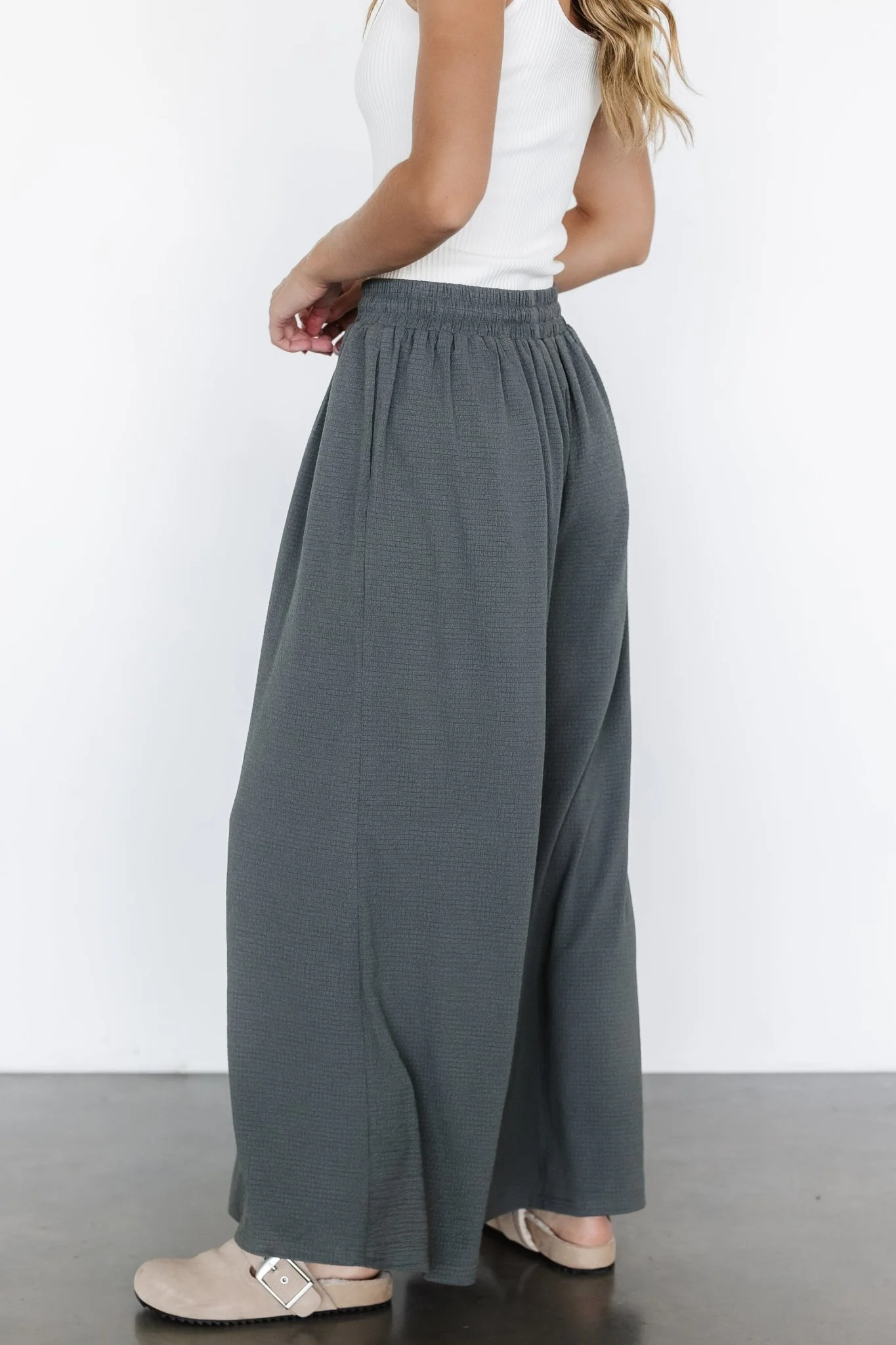 Florence Textured Pants | Olive
