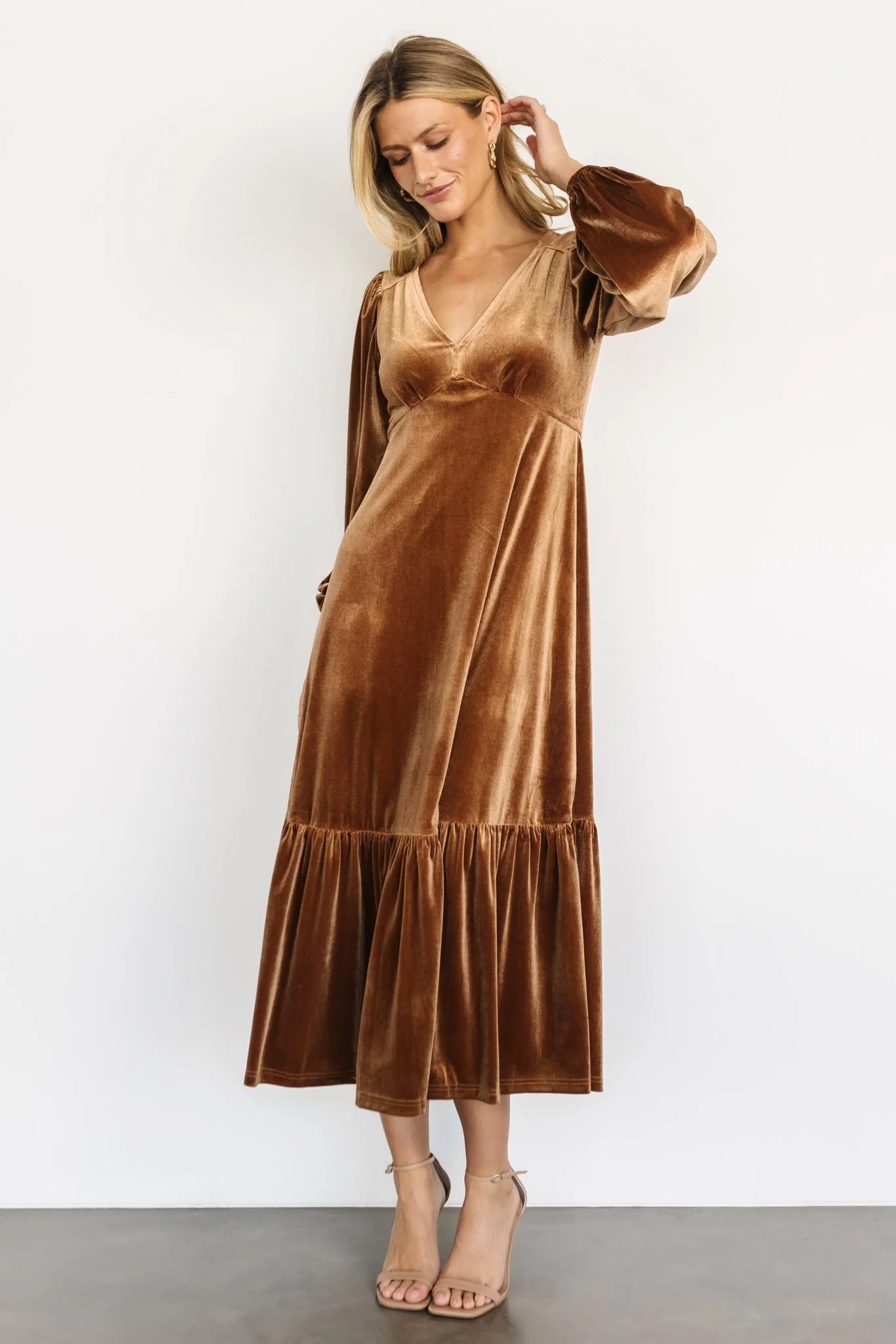 Erika Velvet Maxi Dress | Caramel