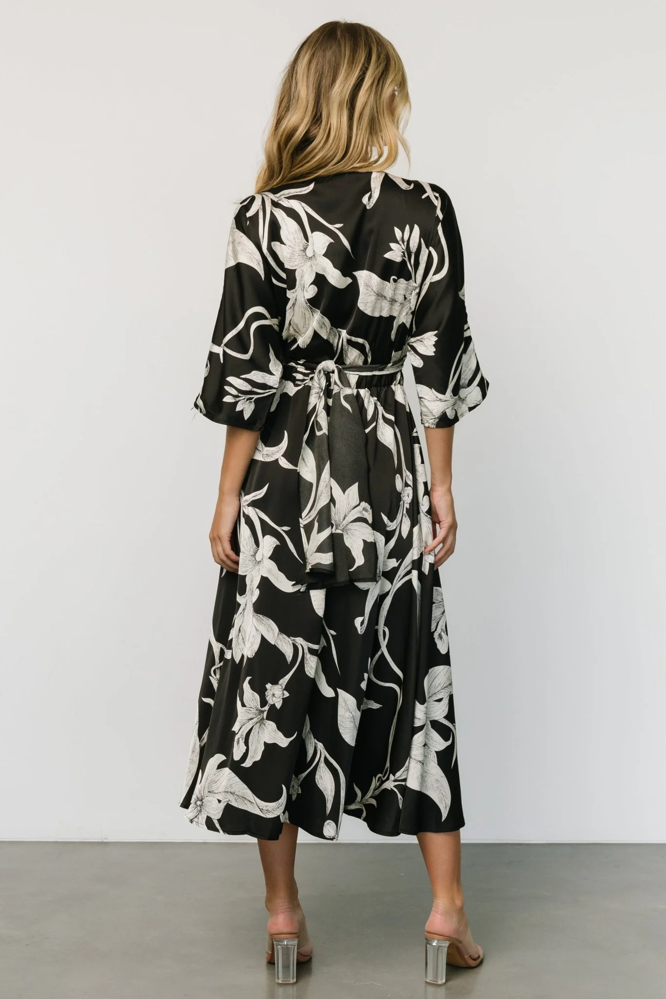 Avryll Front Tie Dress | Black