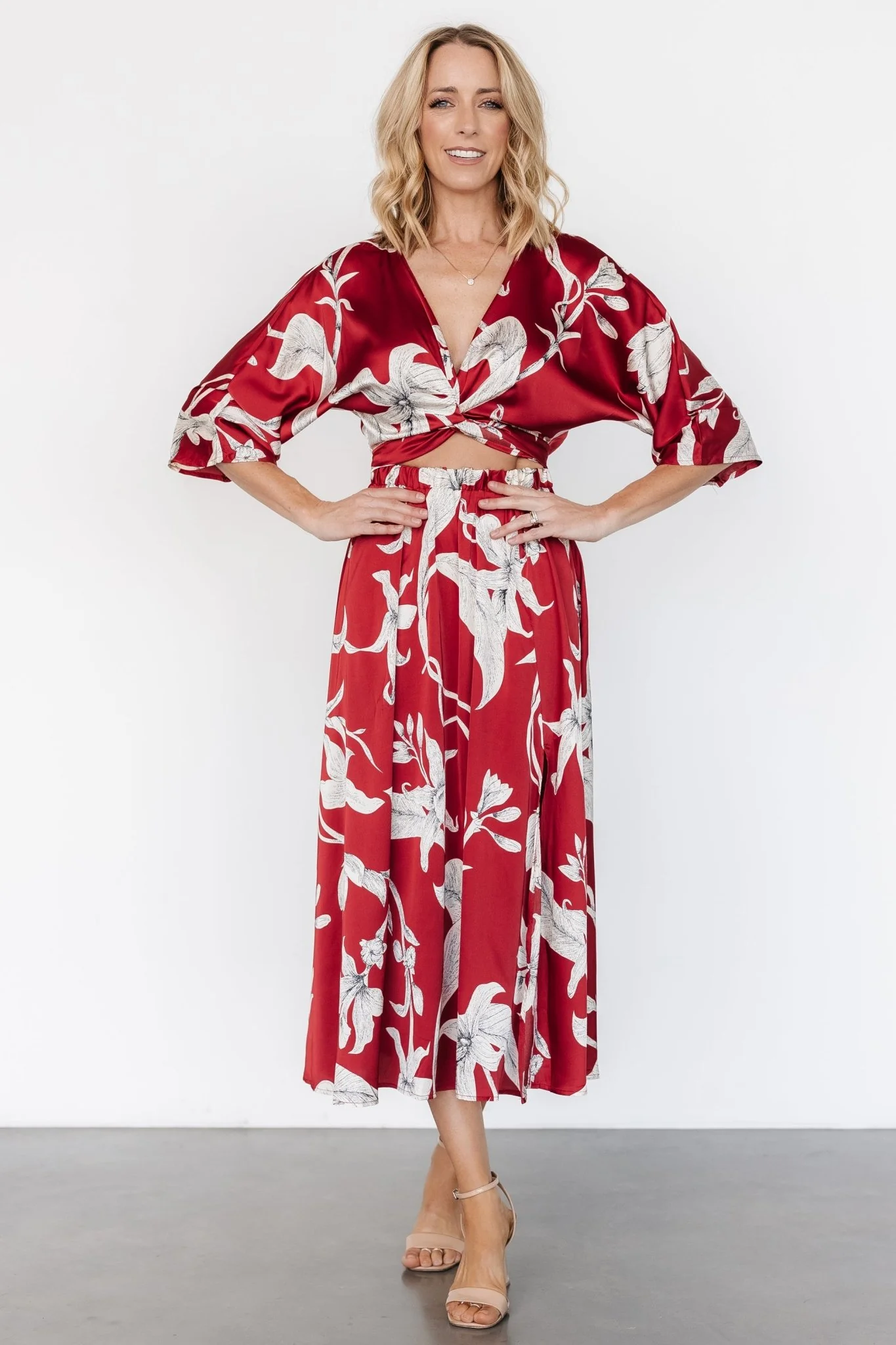 Avryll Front Tie Dress | Crimson