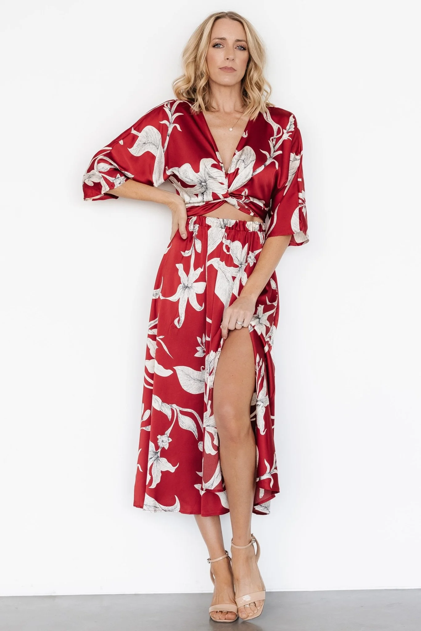 Avryll Front Tie Dress | Crimson