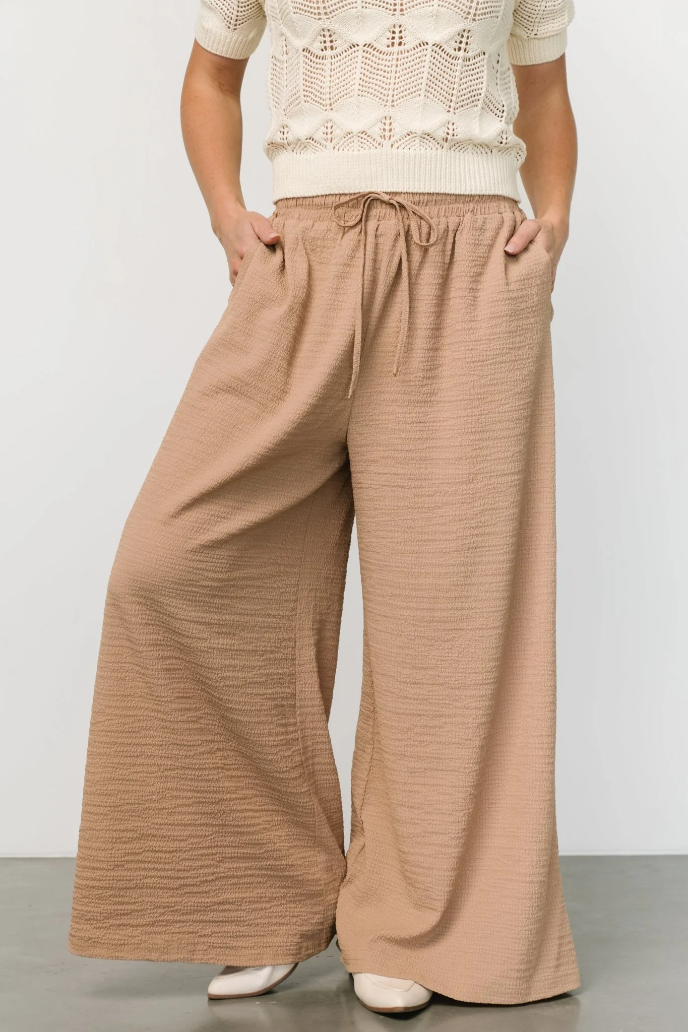 Florence Textured Pants | Beige