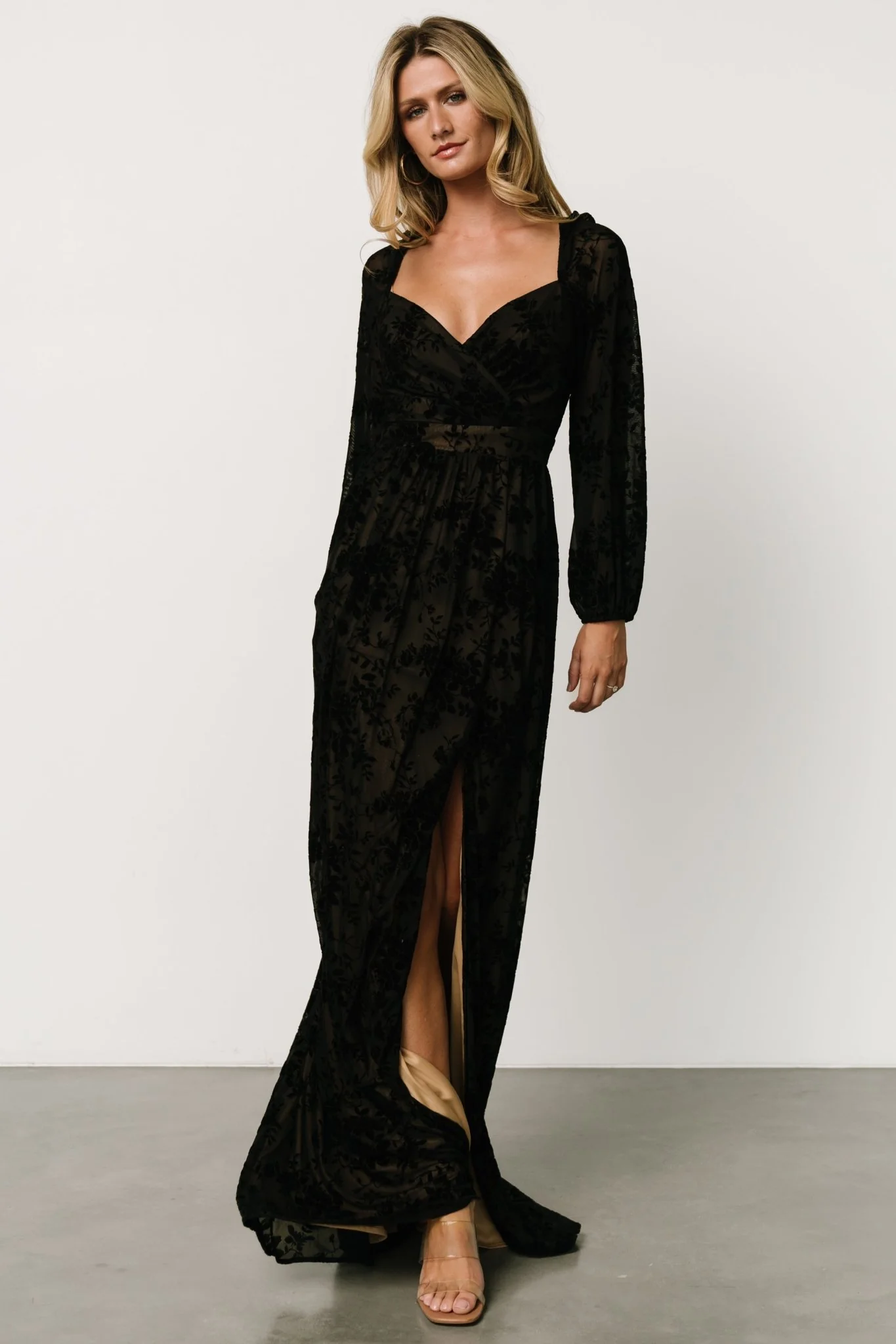 Mable Velvet Maxi Dress | Black