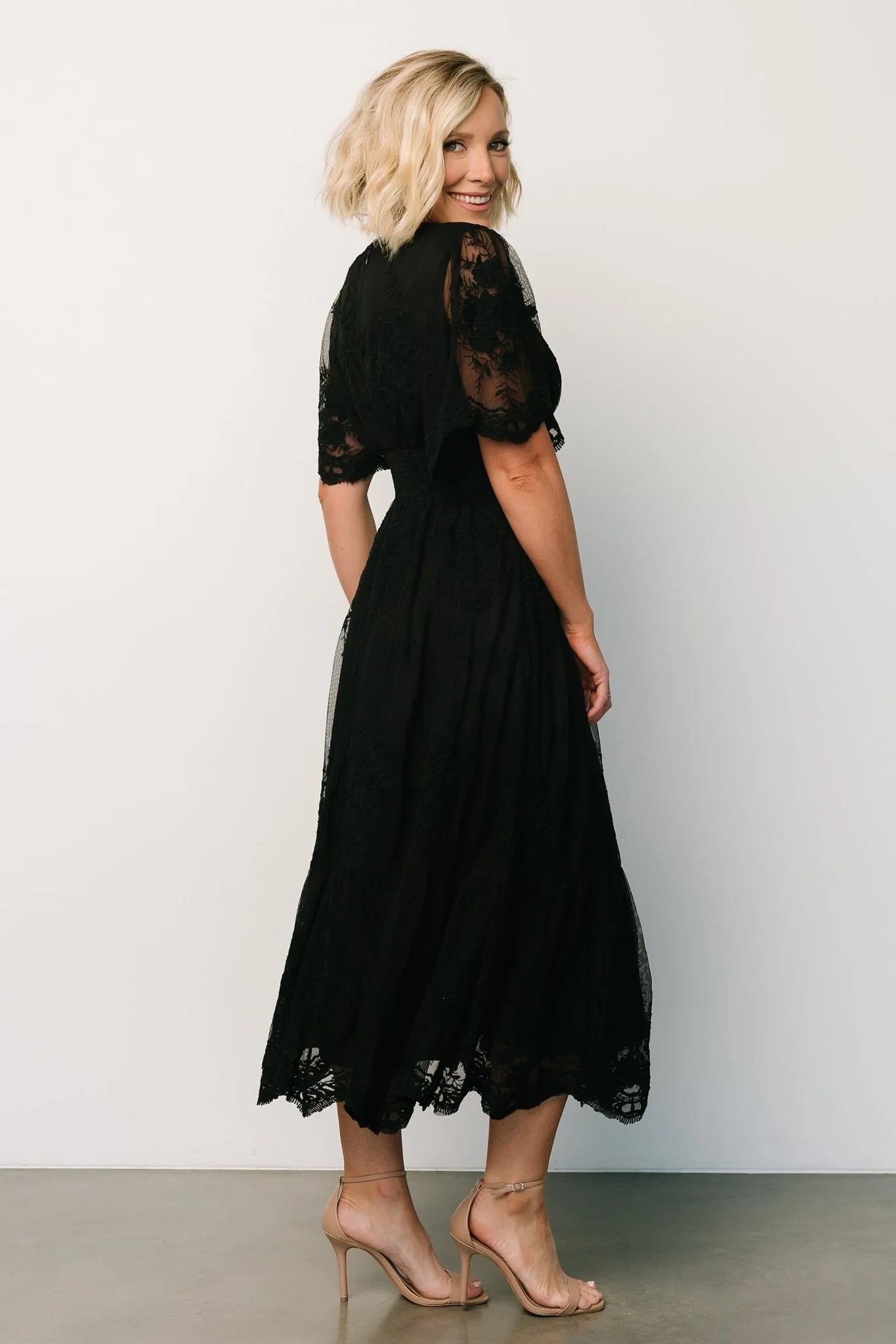 Clarisa Lace Midi Dress | Black
