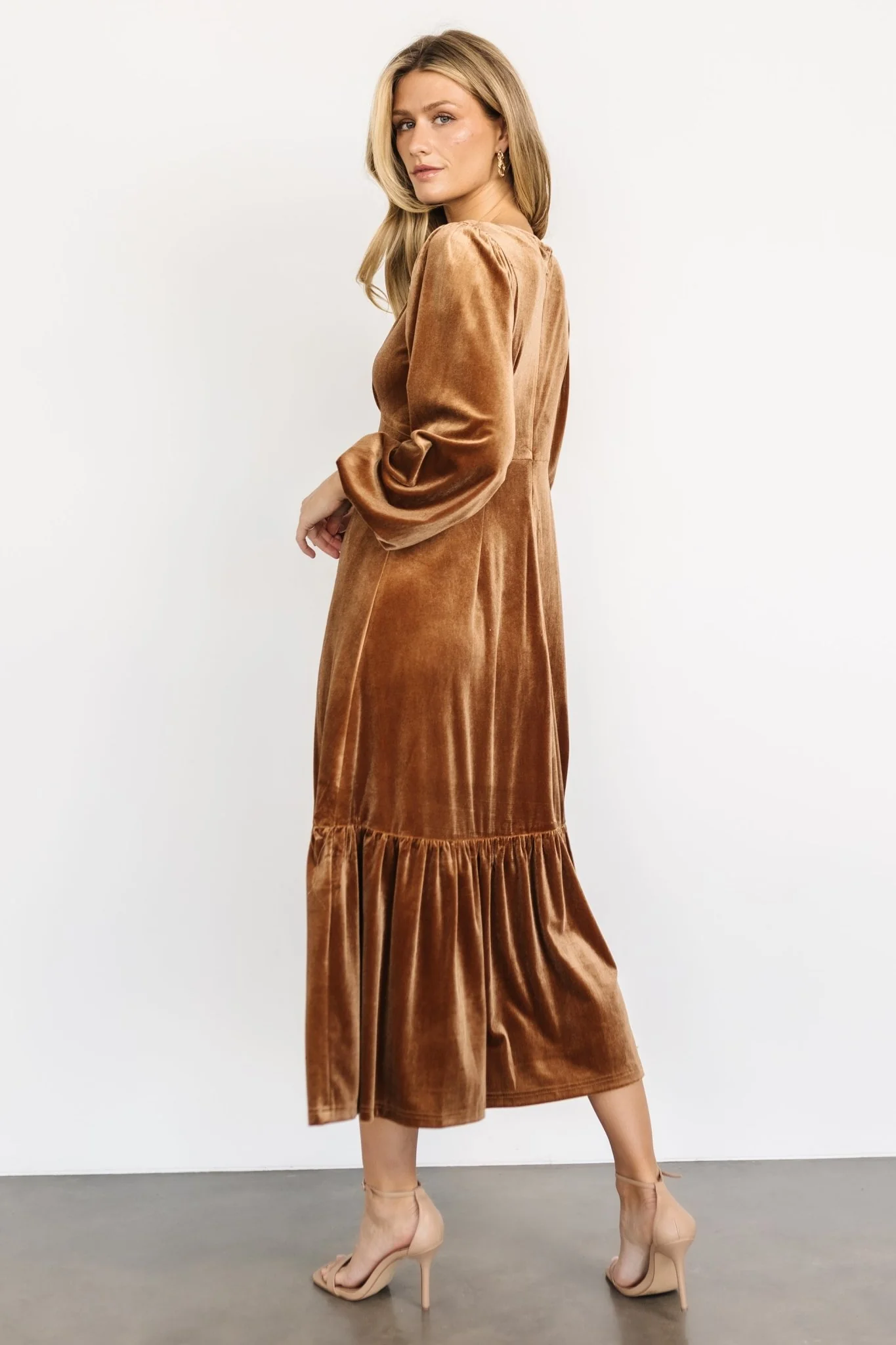 Erika Velvet Maxi Dress | Caramel