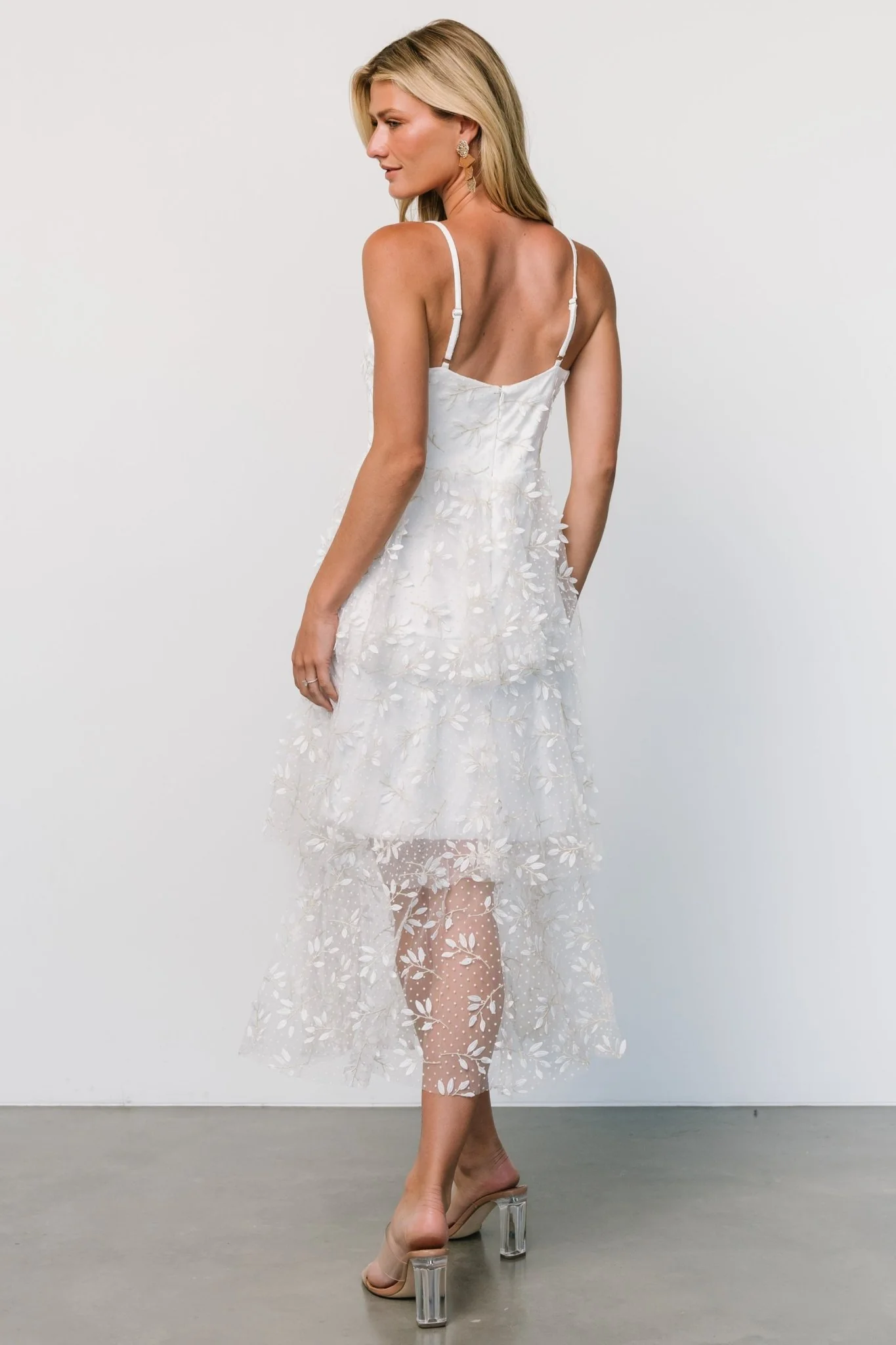 Anavi Tiered Midi Dress | White + Gold