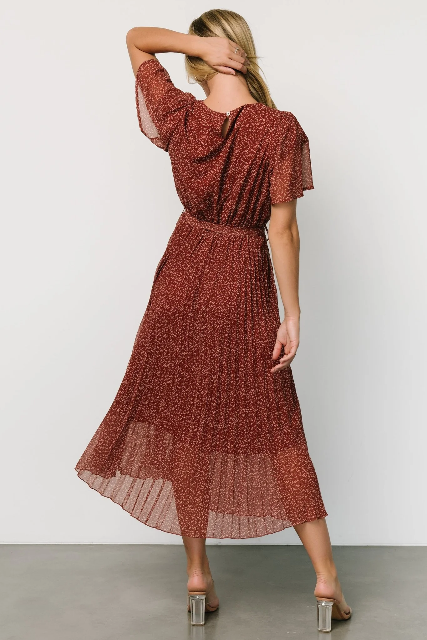 Prim Pleated Dress | Dark Rust
