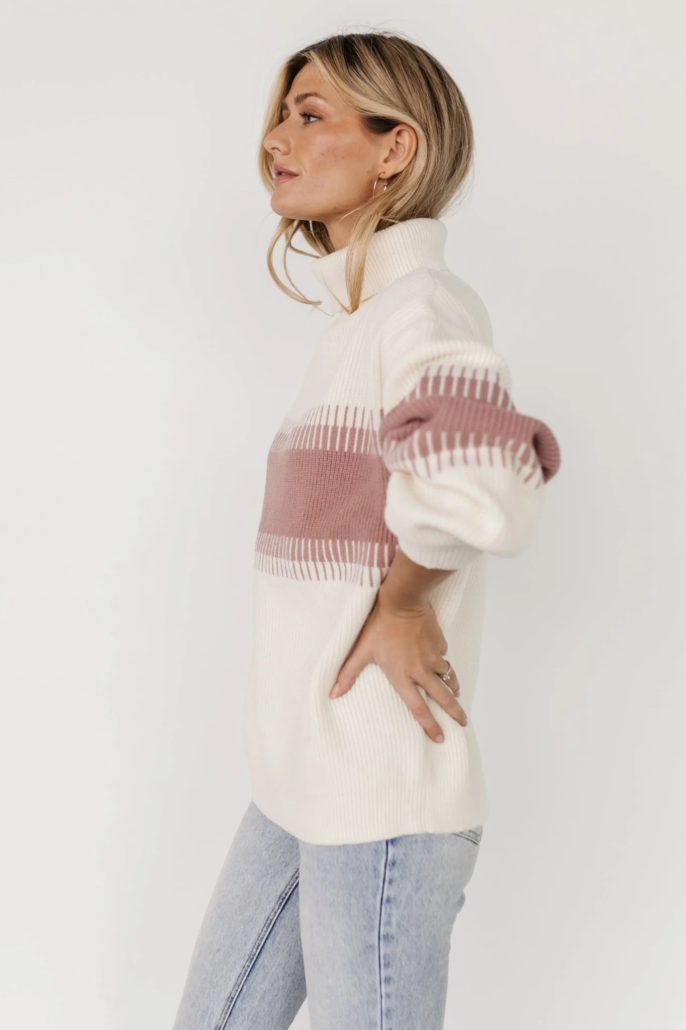 Antonov Turtle Neck Sweater | Mauve + Cream