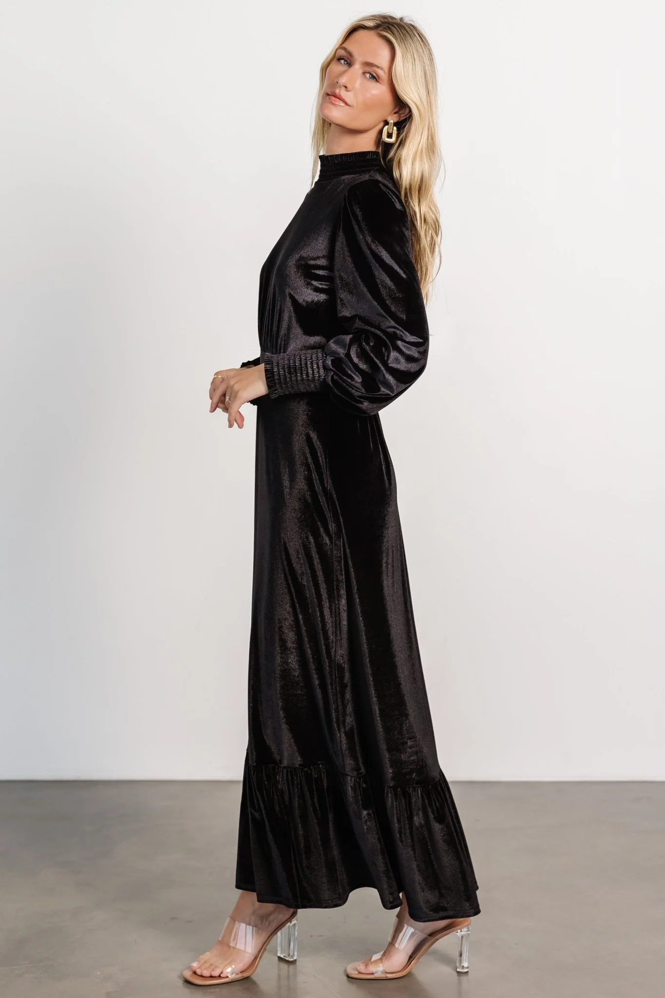 Elodie Velvet Maxi Dress | Black