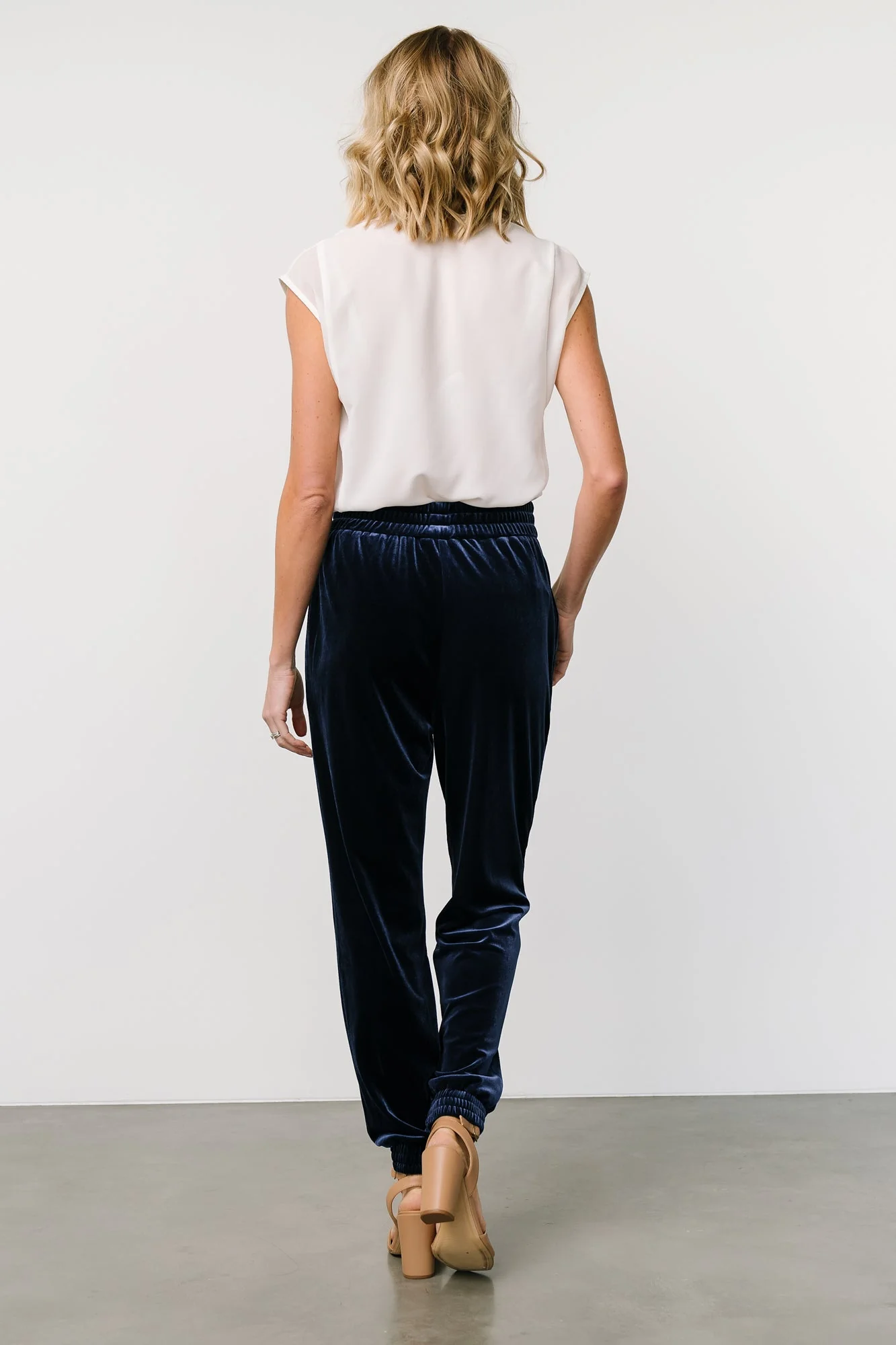 Archie Velvet Jogger Pants | Peacock