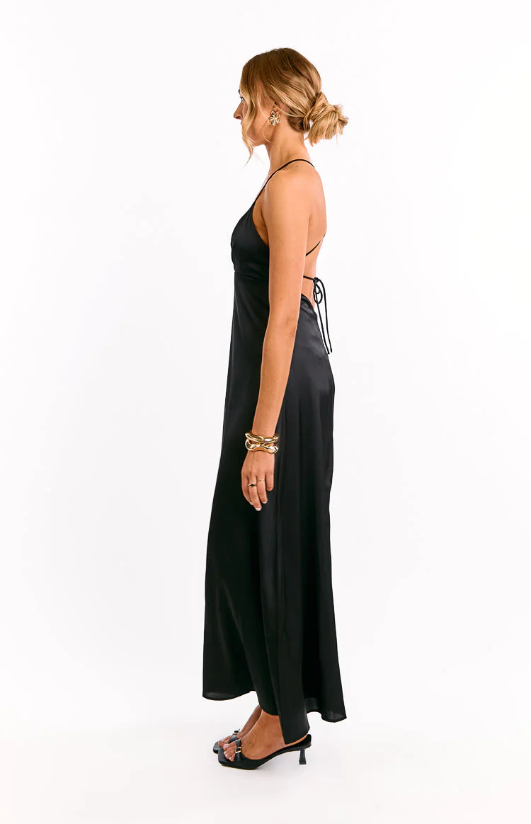 Nakita Black Maxi Dress