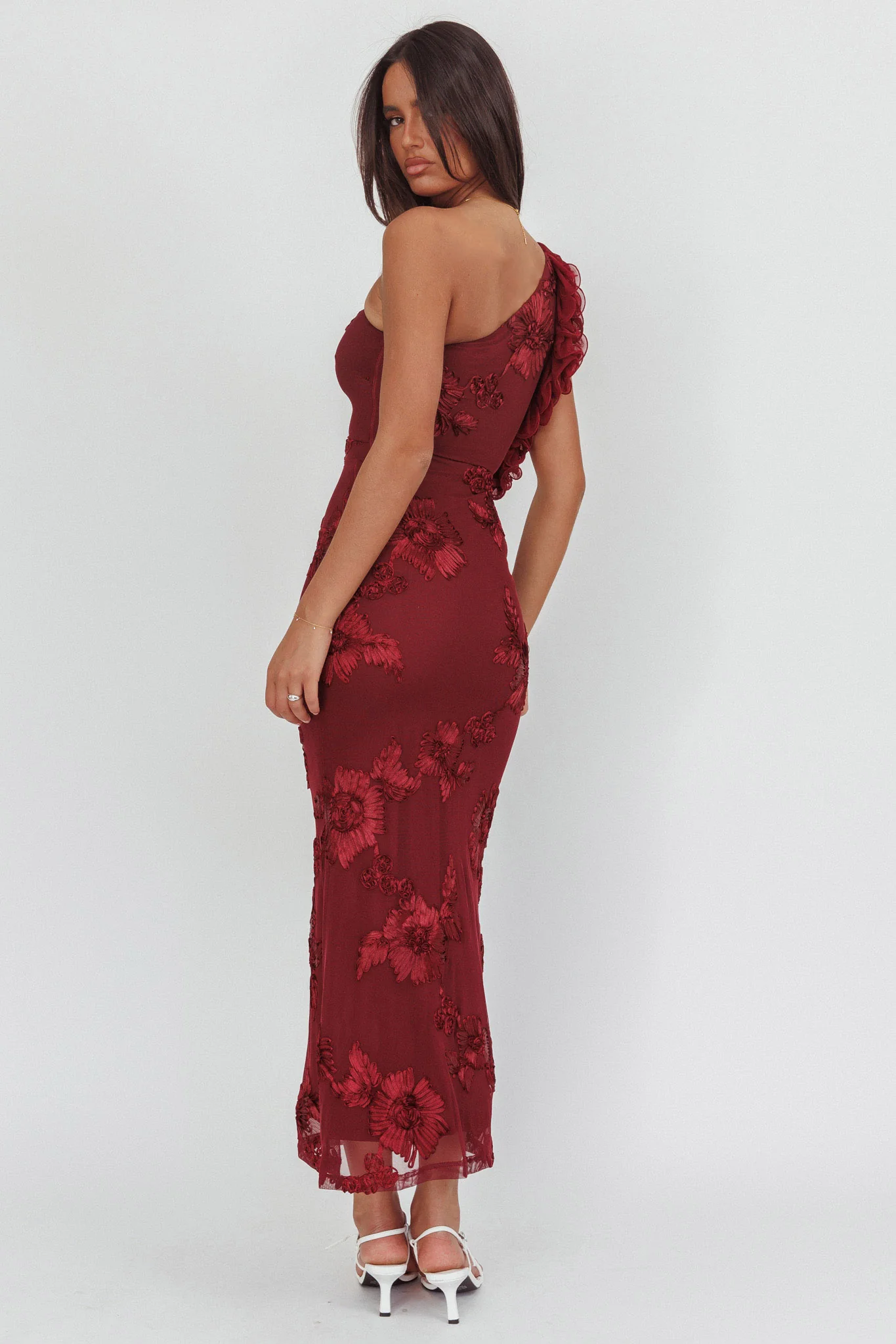 Deanna One-Shoulder Ruffle Maxi Dress Floral Texture Wine