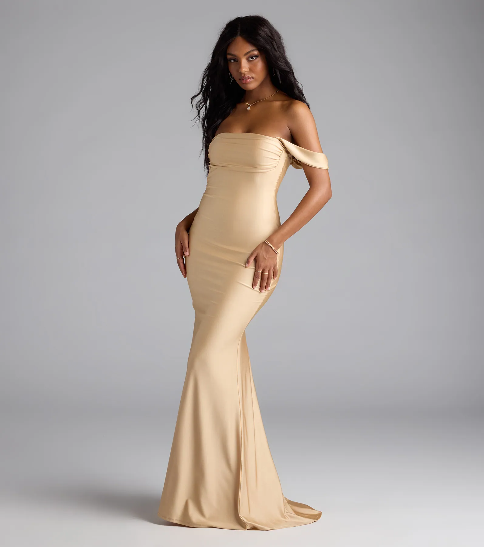 Maylah Off-The-Shoulder Mermaid Dress