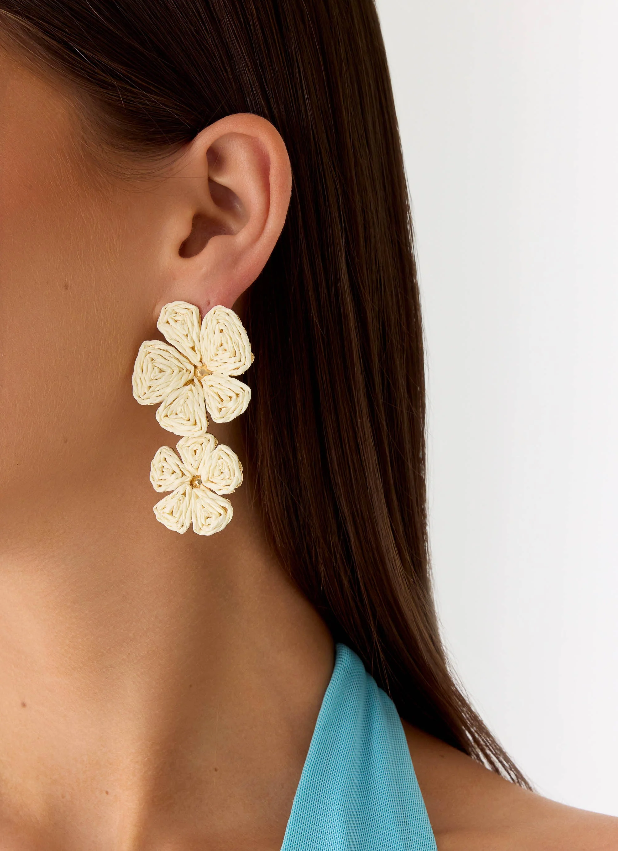 Marina Mode Earrings - White