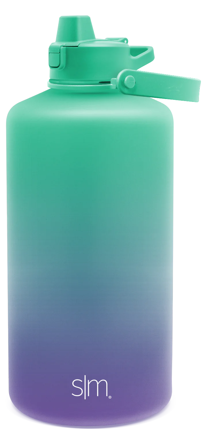 Plastic Summit With Simple Flip Silicone Straw Lid