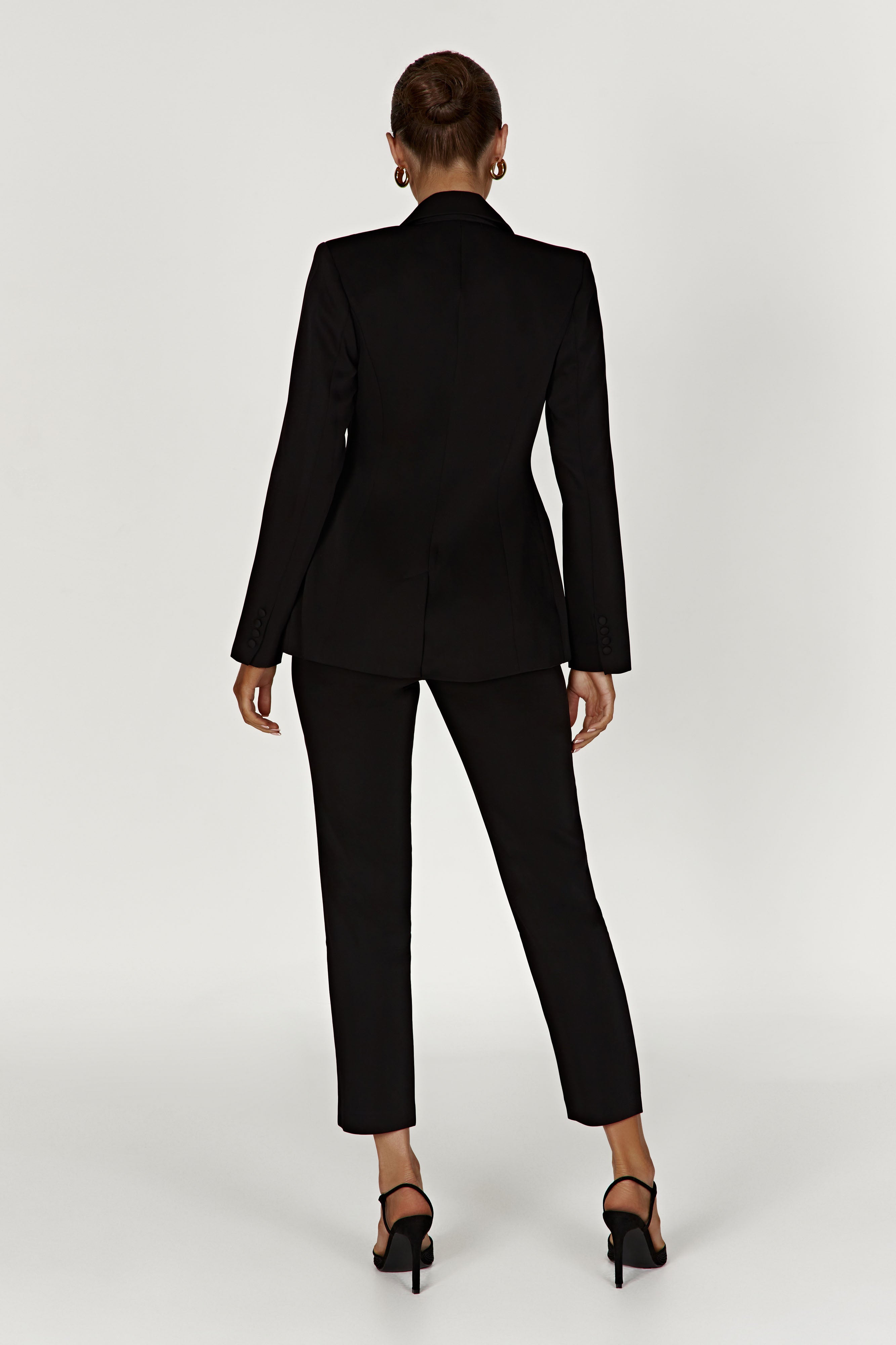 MESHKI Helda Fitted Cinched Waist Blazer - Black