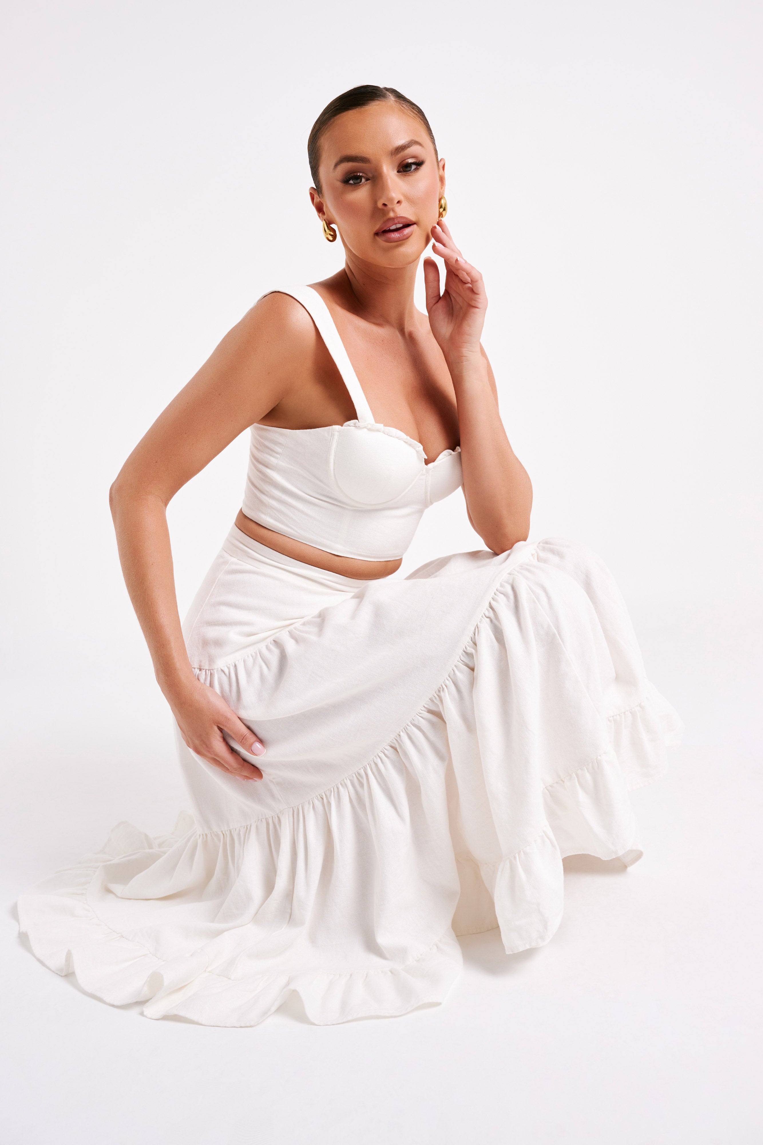 MESHKI Hilaria Tiered Linen Midi Skirt - White