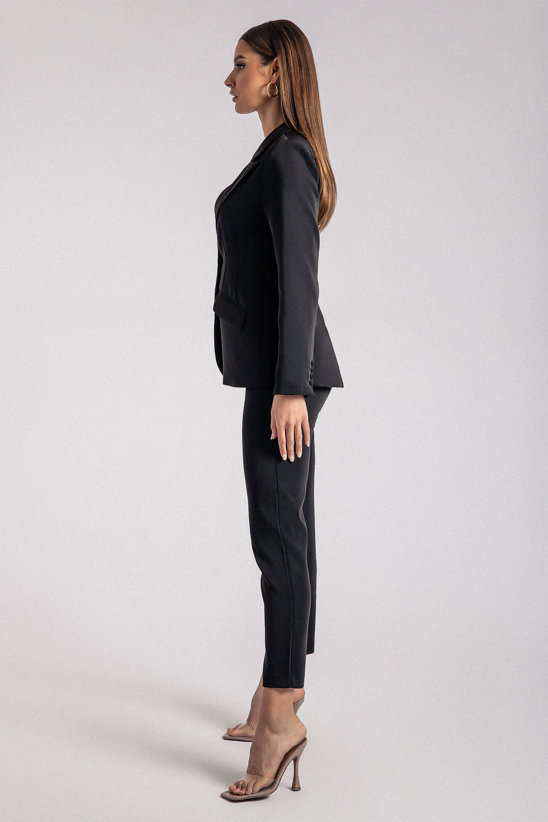 MESHKI Helda Fitted Cinched Waist Blazer - Black