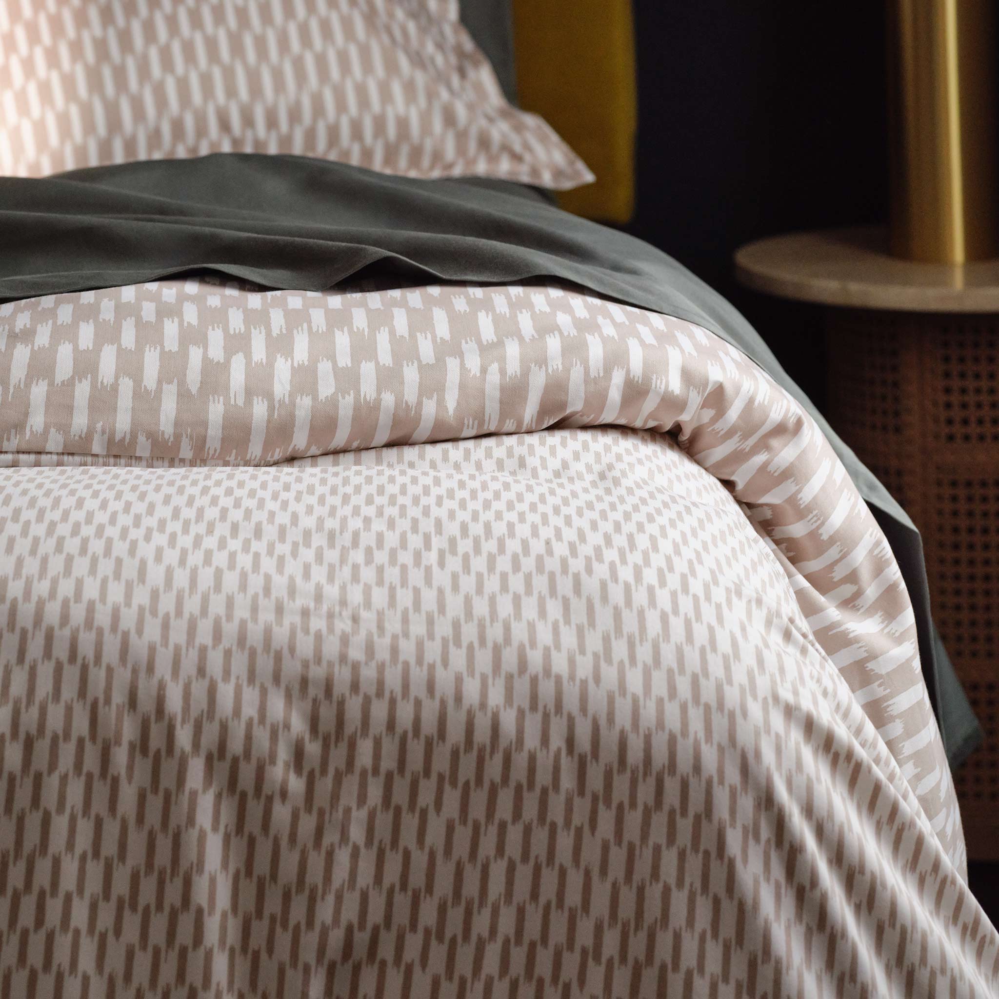 Dabito Luxe Sateen Reversible Duvet Set