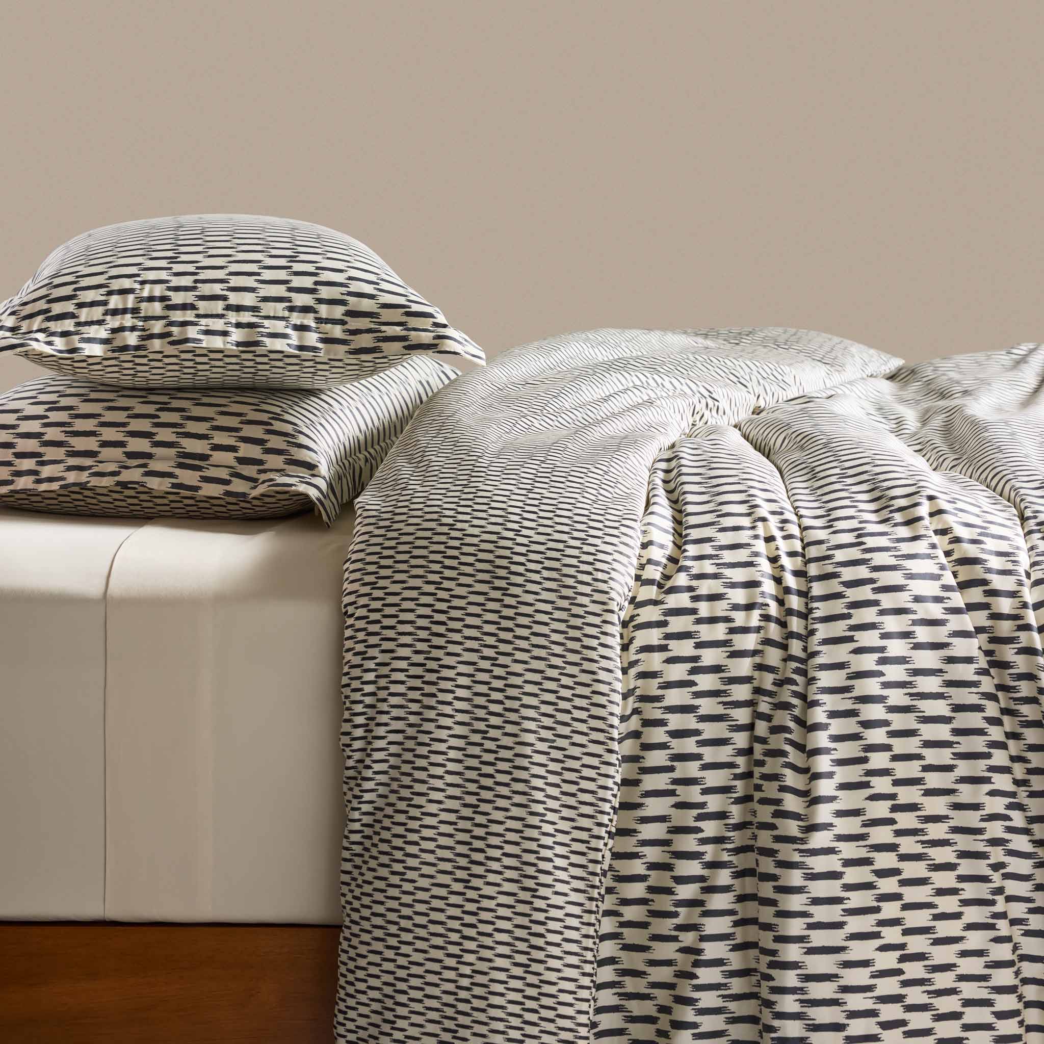 Dabito Luxe Sateen Reversible Duvet Set