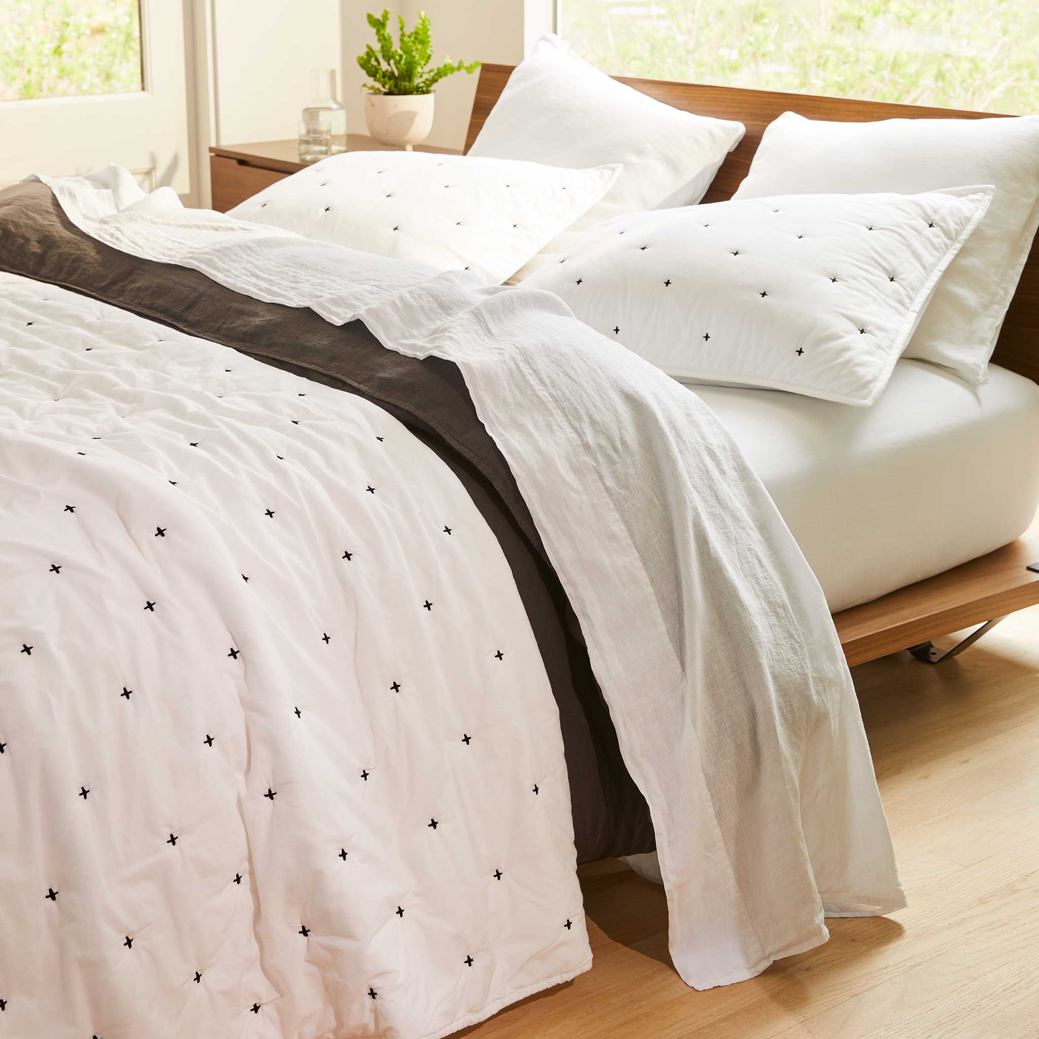 Lightweight Shams - Last Call