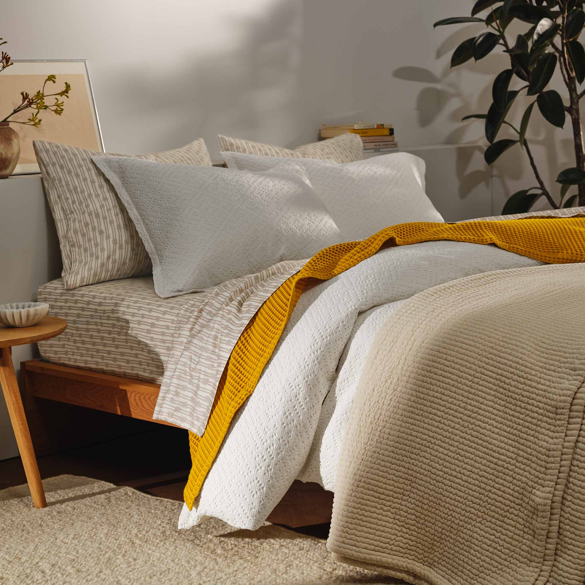 Dabito Ribbed Chenille Quilt