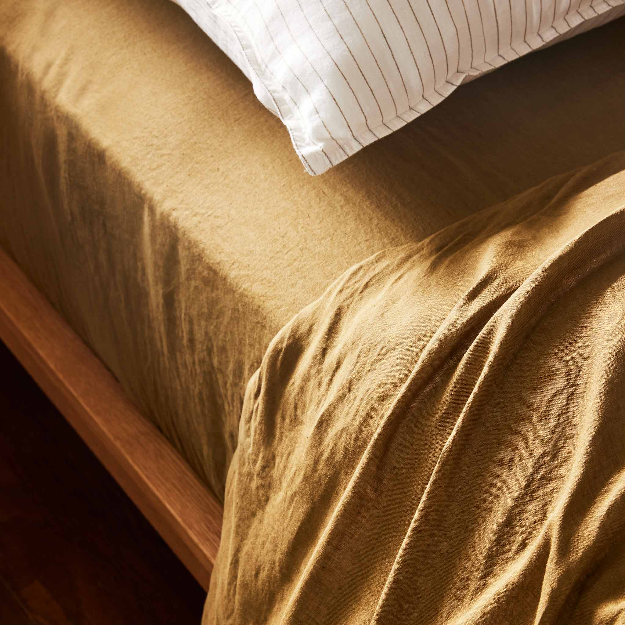 Washed Linen Core Sheet Set - Last Call